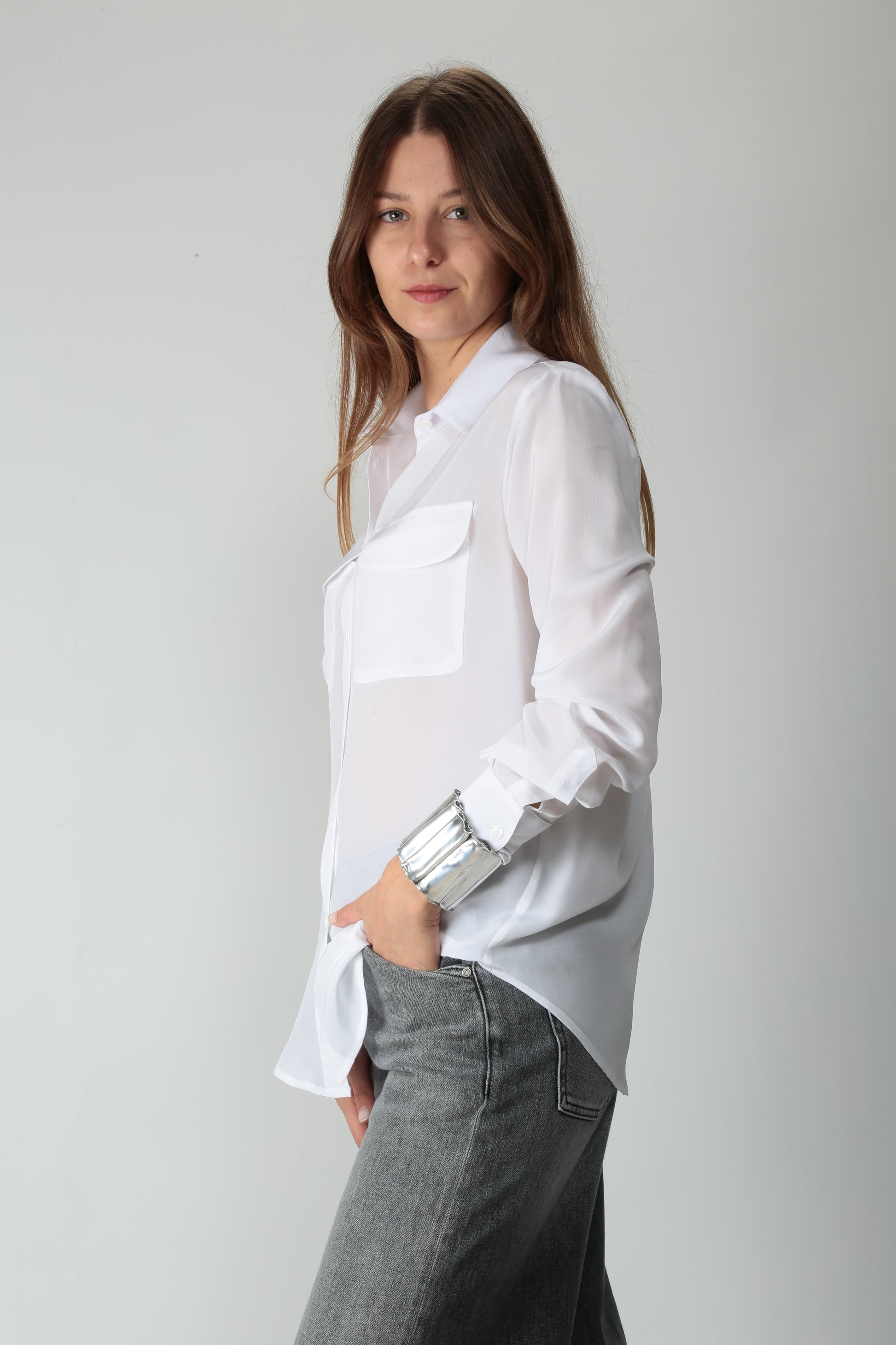 https://www.gulieshop.it › products › camicetta-snob-camicia-in-seta-con-taschini-31421-578