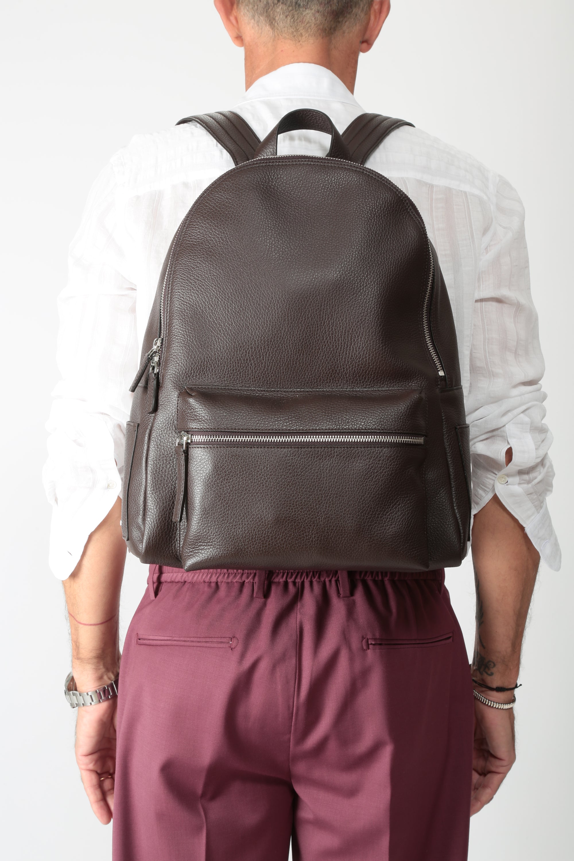 https://admin.shopify.com/store/gulieshop/products/16034966471005#:~:text=https%3A//www.gulieshop.it%20%E2%80%BA%20products%20%E2%80%BA%20orciani%2Dzaino%2Din%2Dpelle%2Dlaio%2Dp00711