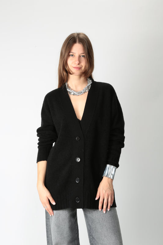 https://admin.shopify.com/store/gulieshop/products/15621943099741#:~:text=https%3A//www.gulieshop.it%20%E2%80%BA%20products%20%E2%80%BA%20alpha%2Dstudio%2Dcardigan%2Din%2Dmisto%2Dlana%2Dad%2D4523e