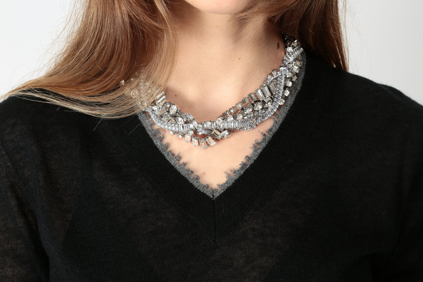 https://admin.shopify.com/store/gulieshop/products/15632039280989#:~:text=https%3A//www.gulieshop.it%20%E2%80%BA%20products%20%E2%80%BA%20kangra%2Dmaglia%2Dscollo%2Da%2Dv%2D2922%2D02%2D39210
