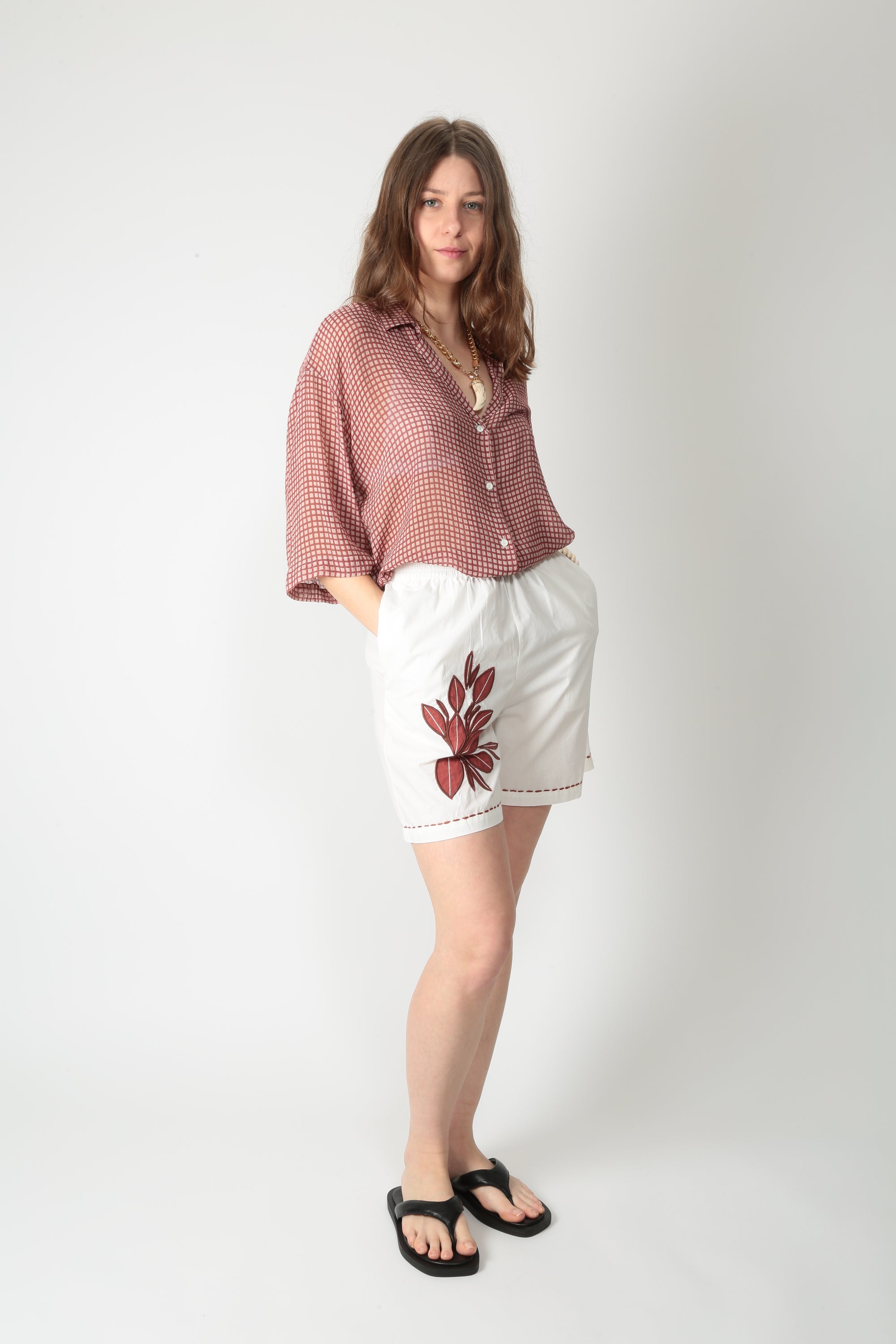 https://admin.shopify.com/store/gulieshop/products/16199767130461#:~:text=https%3A//www.gulieshop.it%20%E2%80%BA%20products%20%E2%80%BA%20diega%2Dcamicia%2Dbowling%2Dmisto%2Dseta%2Dcatana%2D11252