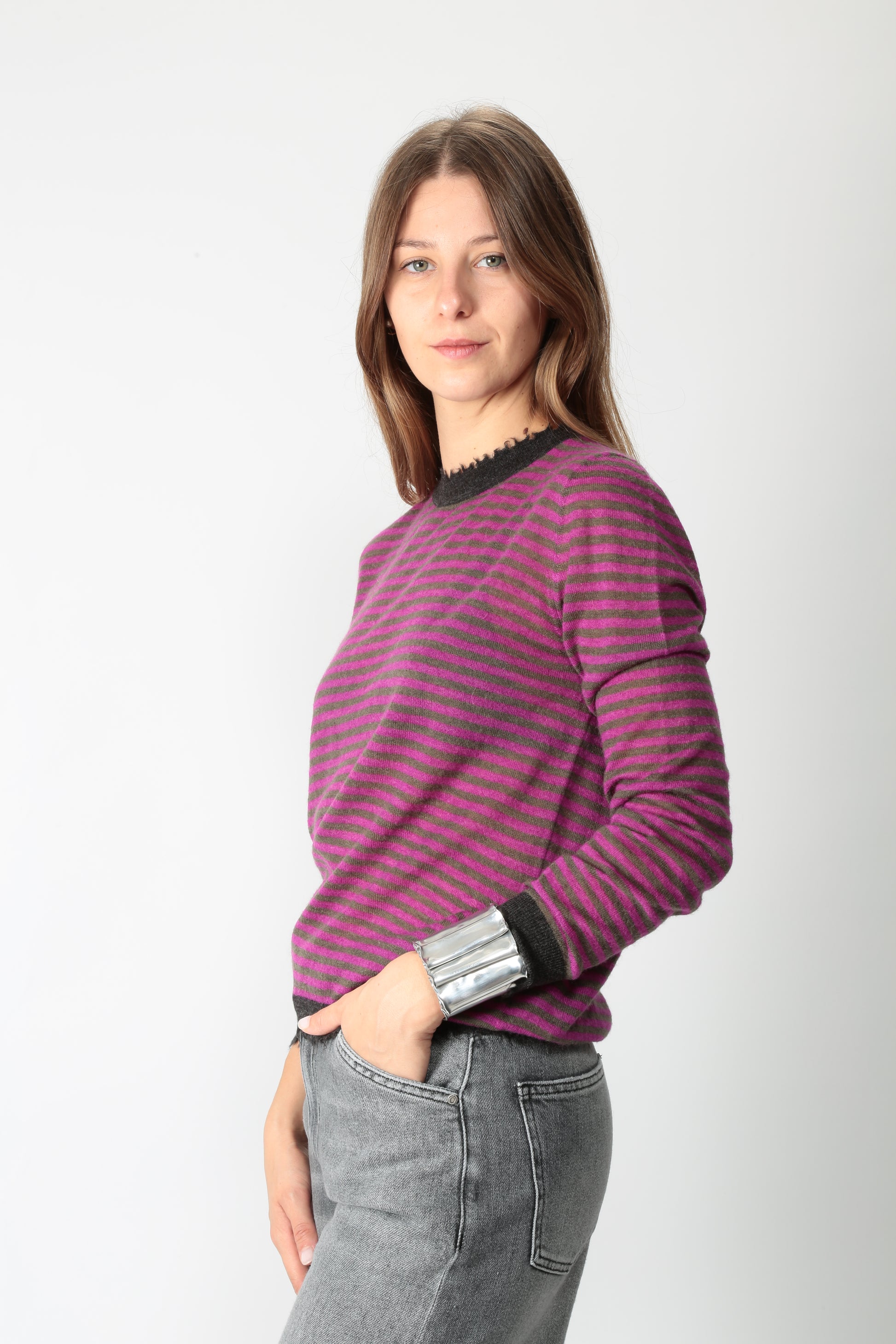 https://admin.shopify.com/store/gulieshop/products/15632039346525#:~:text=https%3A//www.gulieshop.it%20%E2%80%BA%20products%20%E2%80%BA%20kangra%2Dmaglia%2Drigata%2Dmisto%2Dlana%2D2920%2D01%2D39207
