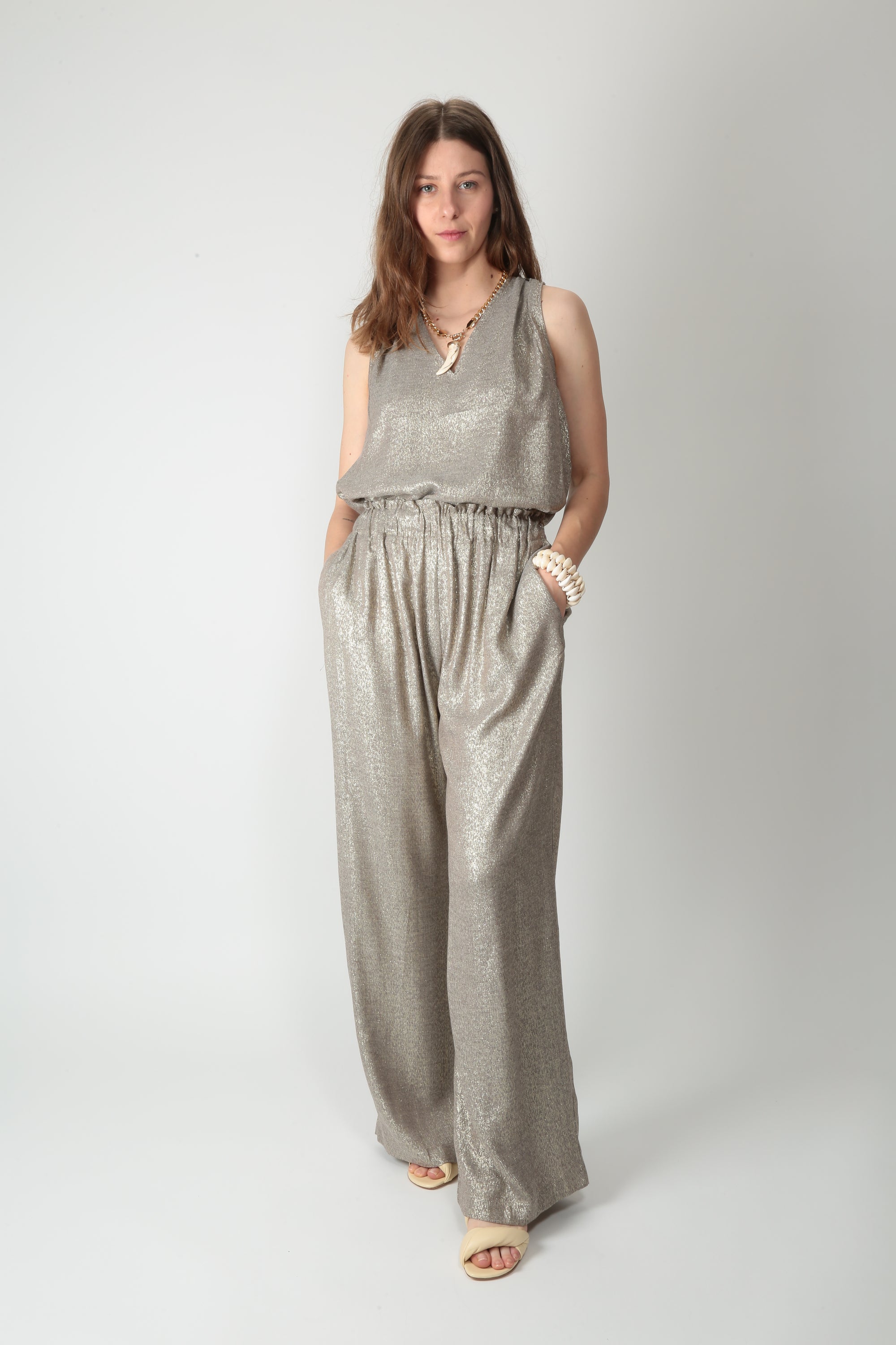 https://admin.shopify.com/store/gulieshop/products/16176817209693#:~:text=https%3A//www.gulieshop.it%20%E2%80%BA%20products%20%E2%80%BA%20diega%2Dpantalone%2Dcon%2Dlurex%2Dpaciano%2D11136