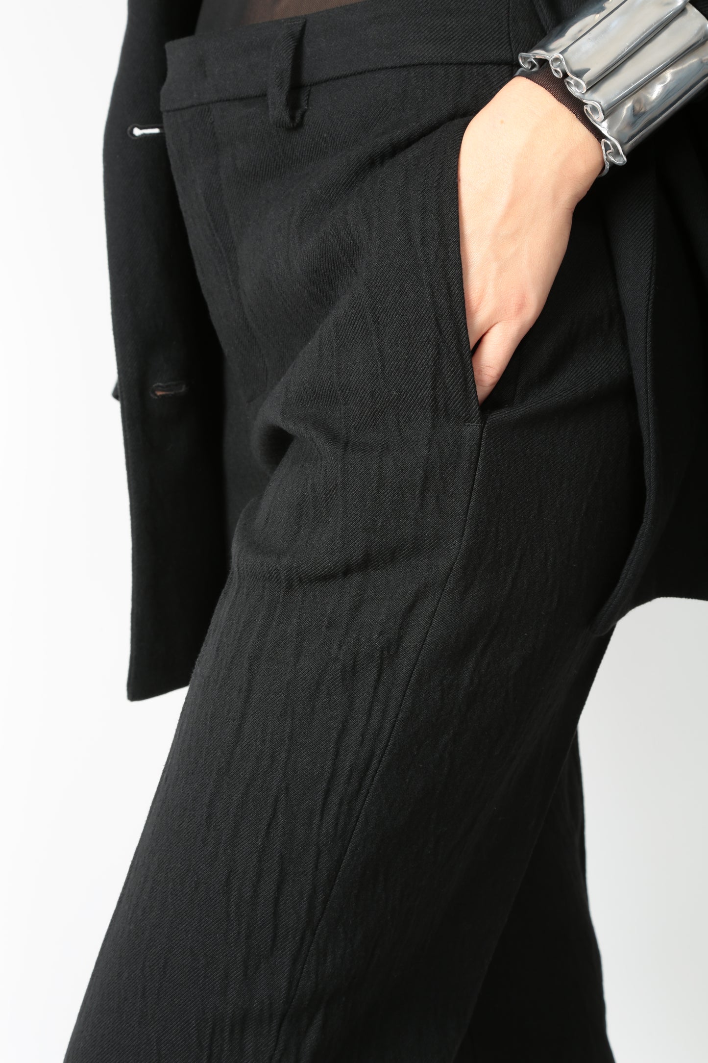 https://admin.shopify.com/store/gulieshop/products/15621934252381#:~:text=https%3A//www.gulieshop.it%20%E2%80%BA%20products%20%E2%80%BA%20tela%2Dpantalone%2Din%2Dtwill%2Dandrew