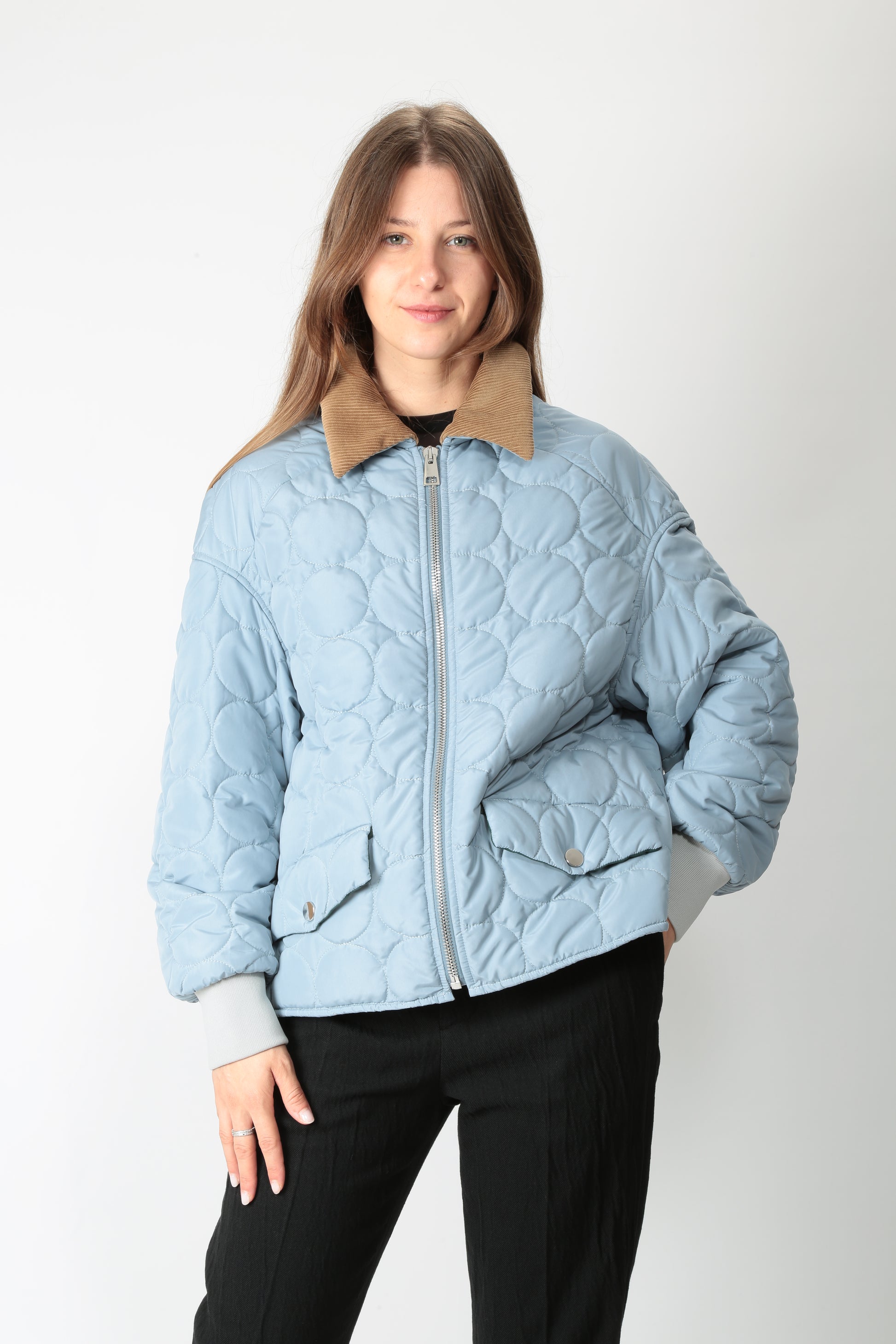 https://admin.shopify.com/store/gulieshop/products/15621934285149#:~:text=https%3A//www.gulieshop.it%20%E2%80%BA%20products%20%E2%80%BA%20tela%2Dbomber%2Dtrapuntato%2Dbubble