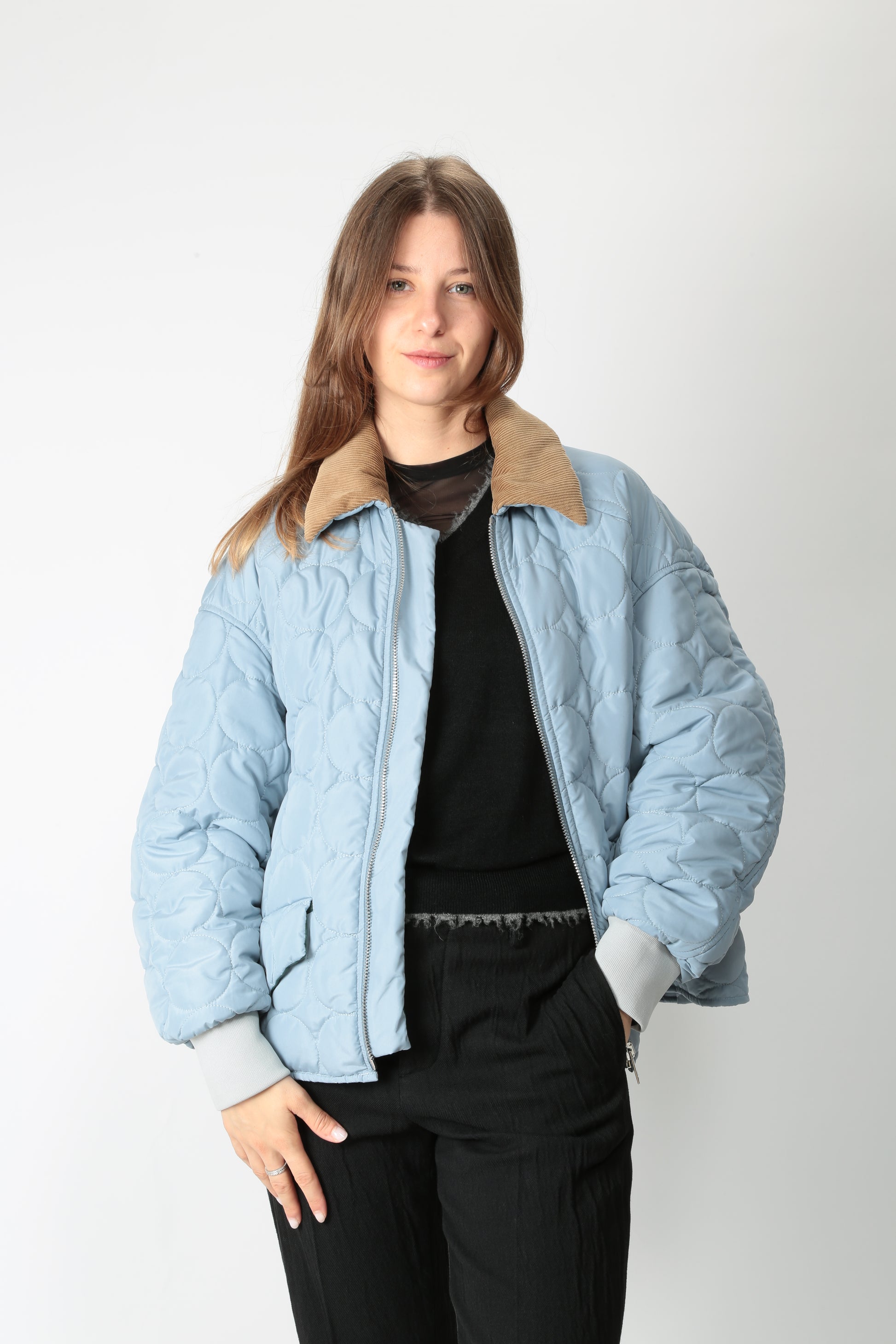 https://admin.shopify.com/store/gulieshop/products/15621934285149#:~:text=https%3A//www.gulieshop.it%20%E2%80%BA%20products%20%E2%80%BA%20tela%2Dbomber%2Dtrapuntato%2Dbubble