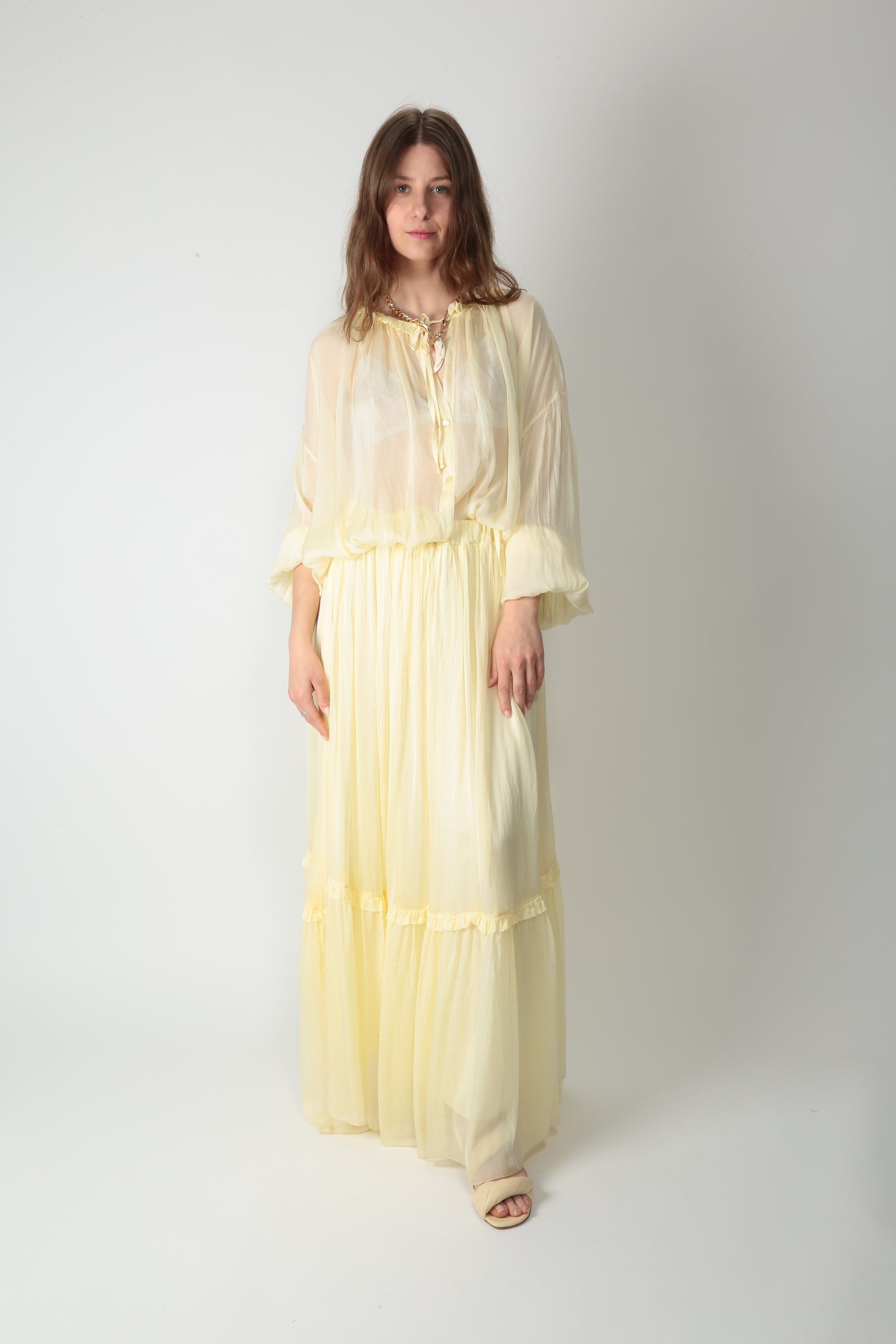 https://admin.shopify.com/store/gulieshop/products/16028211511645#:~:text=https%3A//www.gulieshop.it%20%E2%80%BA%20products%20%E2%80%BA%20solotre%2Dcamicia%2Dcon%2Darriccio%2Dm1ab0187