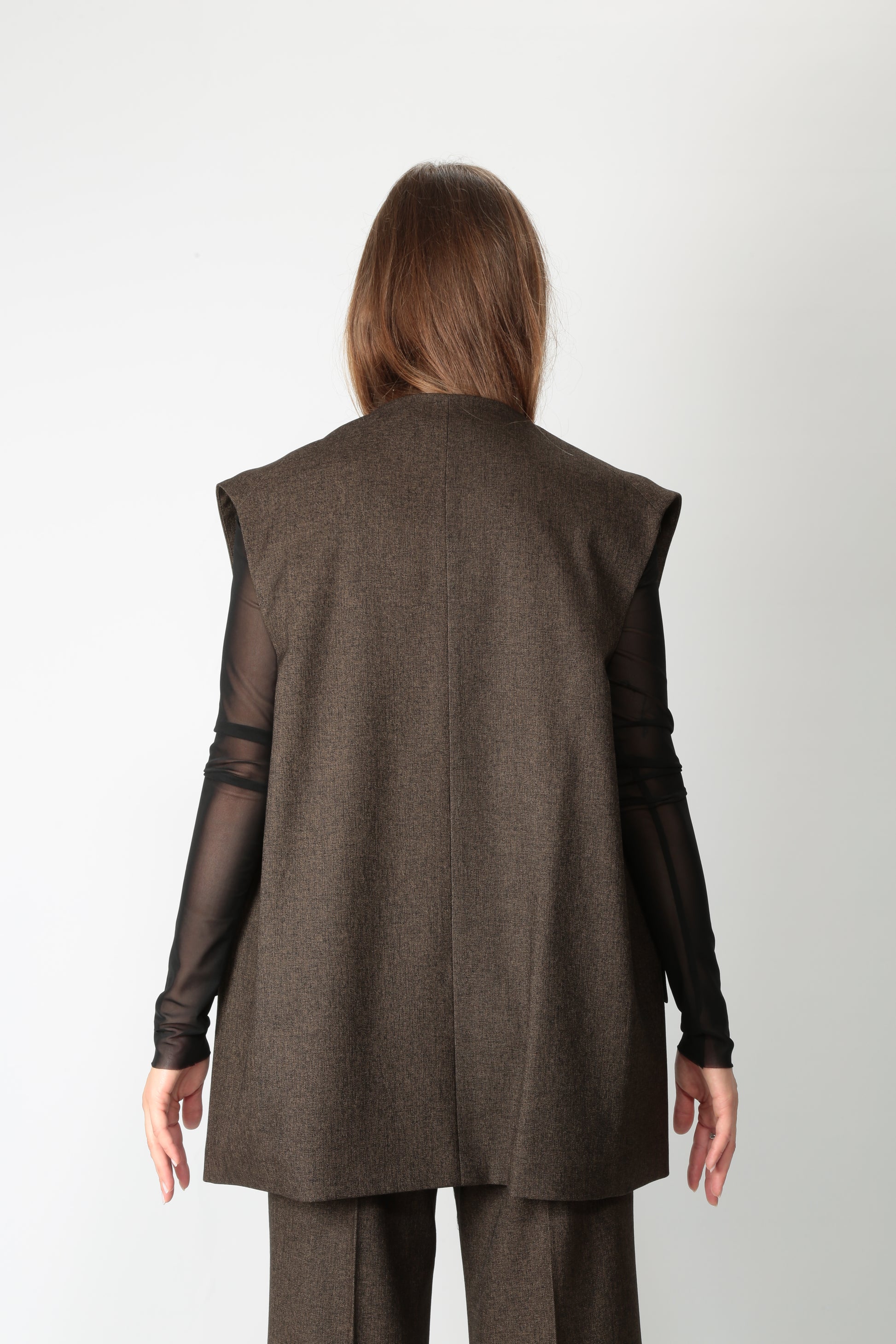 https://admin.shopify.com/store/gulieshop/products/15621934055773#:~:text=https%3A//www.gulieshop.it%20%E2%80%BA%20products%20%E2%80%BA%201978%2Dgilet%2Doversize%2Dgrisaglia%2D1