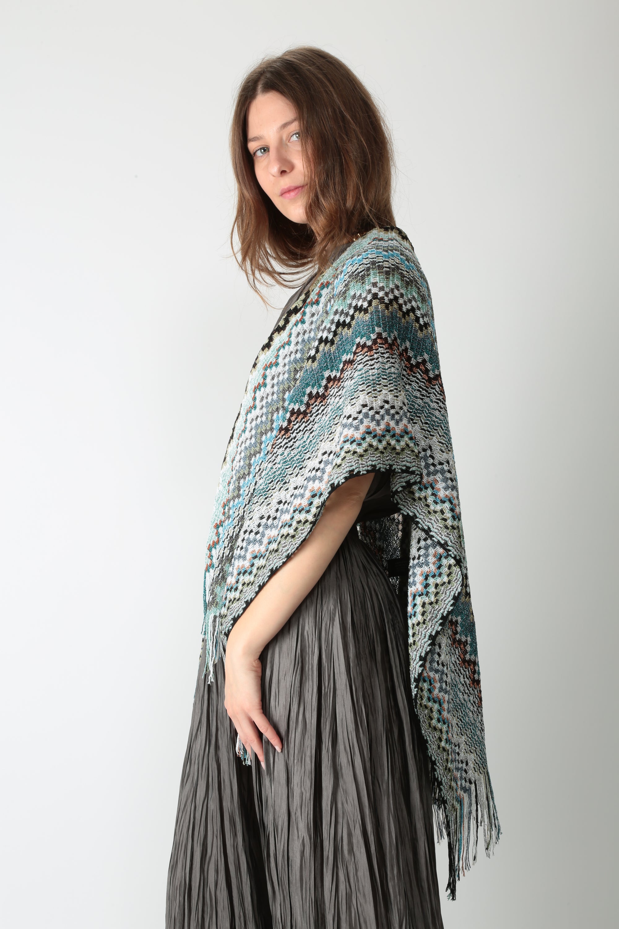 https://admin.shopify.com/store/gulieshop/products/16075311186269#:~:text=https%3A//www.gulieshop.it%20%E2%80%BA%20products%20%E2%80%BA%20missoni%2Dponcho%2Din%2Dmisto%2Dviscosa%2D5p2svmda508