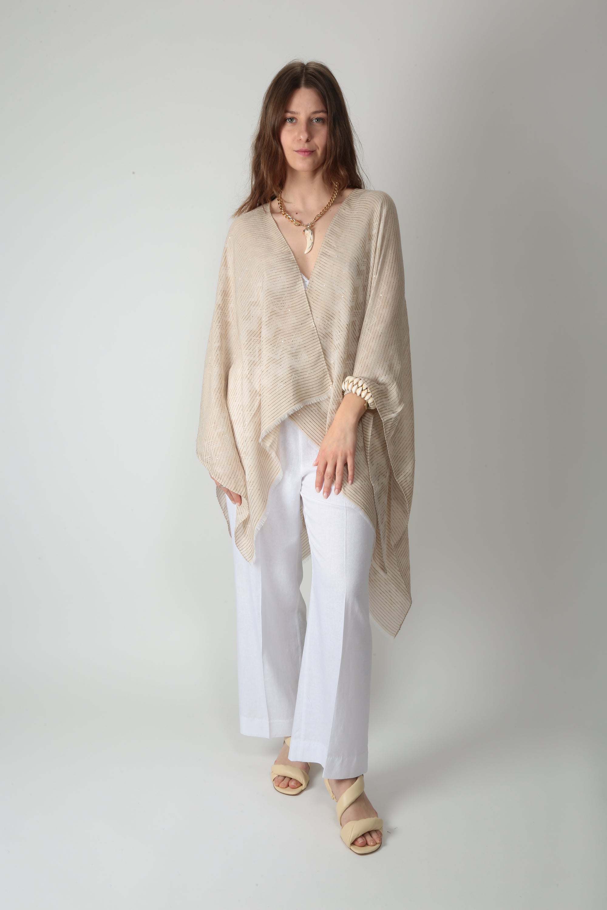 https://admin.shopify.com/store/gulieshop/products/16077285720413#:~:text=https%3A//www.gulieshop.it%20%E2%80%BA%20products%20%E2%80%BA%201978%2Dpantalone%2Din%2Dviscosa%2De%2Dlino%2Darianna%2D1