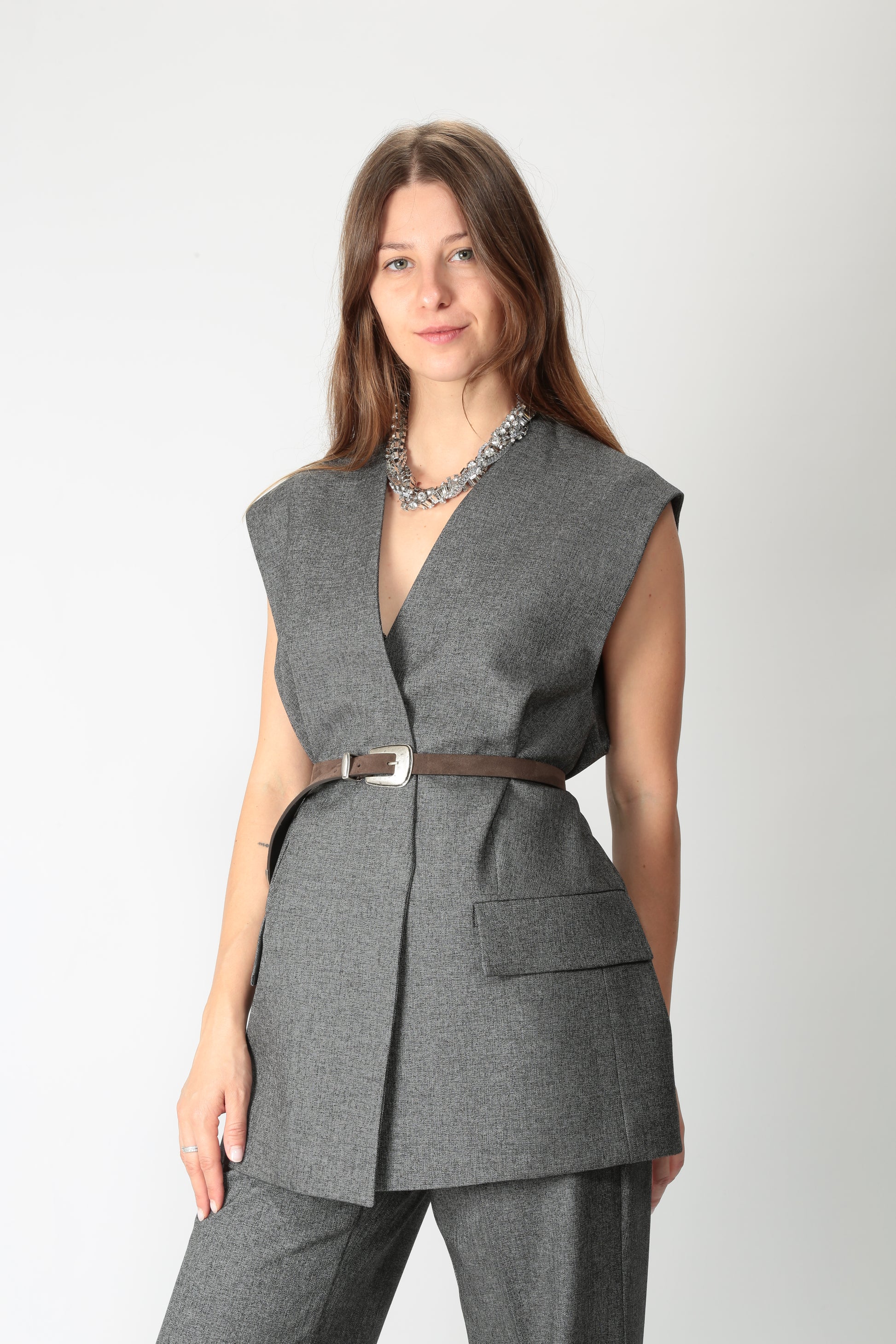 https://admin.shopify.com/store/gulieshop/products/15621933990237#:~:text=https%3A//www.gulieshop.it%20%E2%80%BA%20products%20%E2%80%BA%201978%2Dgilet%2Doversize%2Dgrisaglia