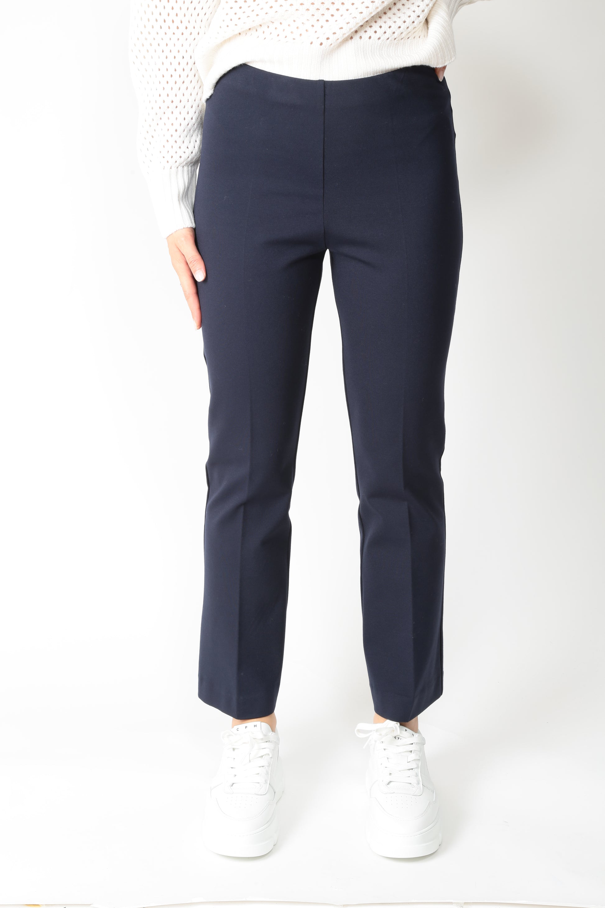 https://admin.shopify.com/store/gulieshop/products/15621934186845#:~:text=https%3A//www.gulieshop.it%20%E2%80%BA%20products%20%E2%80%BA%201978%2Dpantalone%2Da%2Dtrombetta%2Dpunto%2Droma
