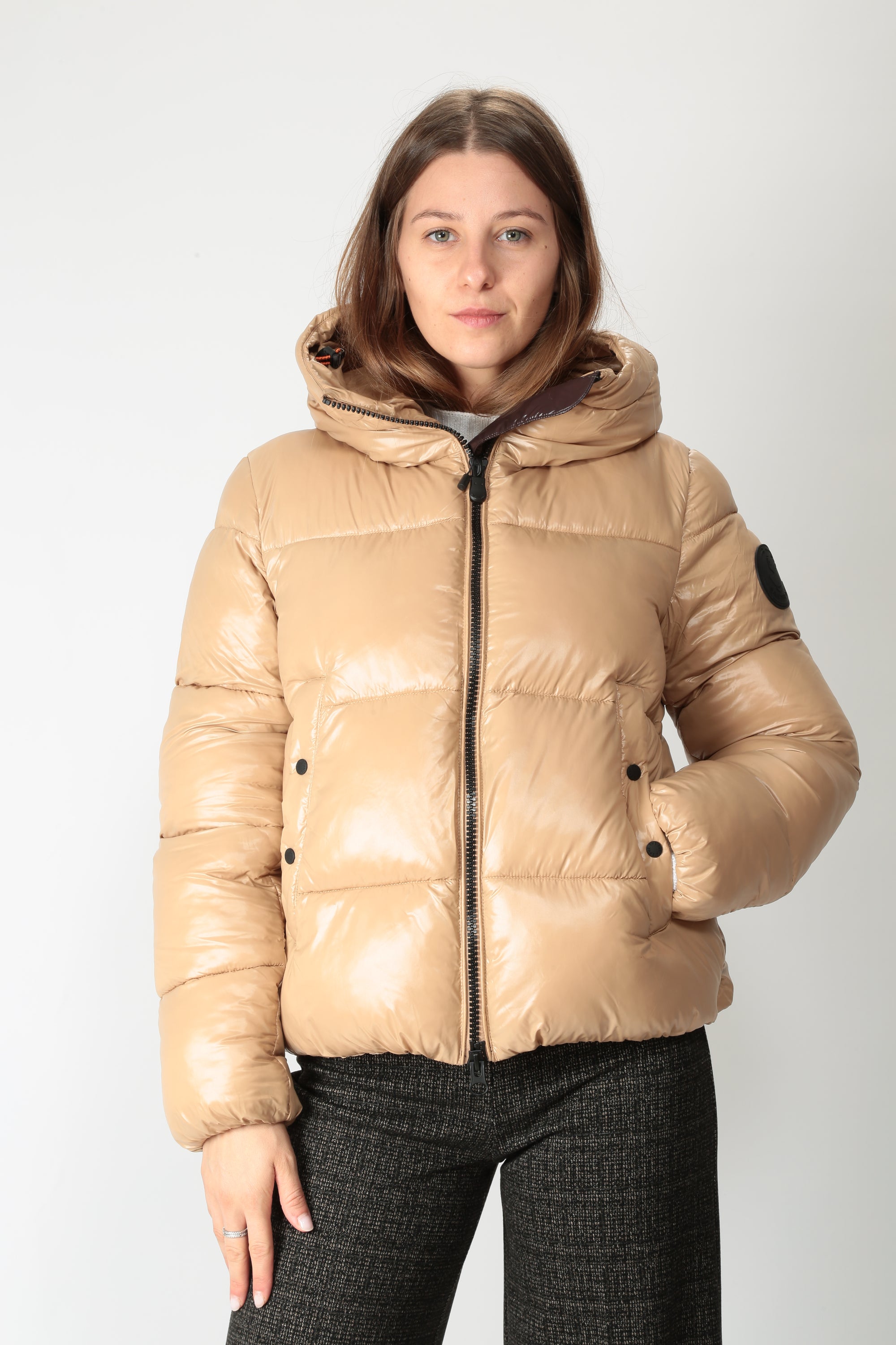 https://admin.shopify.com/store/gulieshop/products/15609271320925#:~:text=https%3A//www.gulieshop.it%20%E2%80%BA%20products%20%E2%80%BA%20save%2Dthe%2Dduck%2Dpiumino%2Dcorto%2Dbiddy%2Dlove21%2Dd31898w%2D1