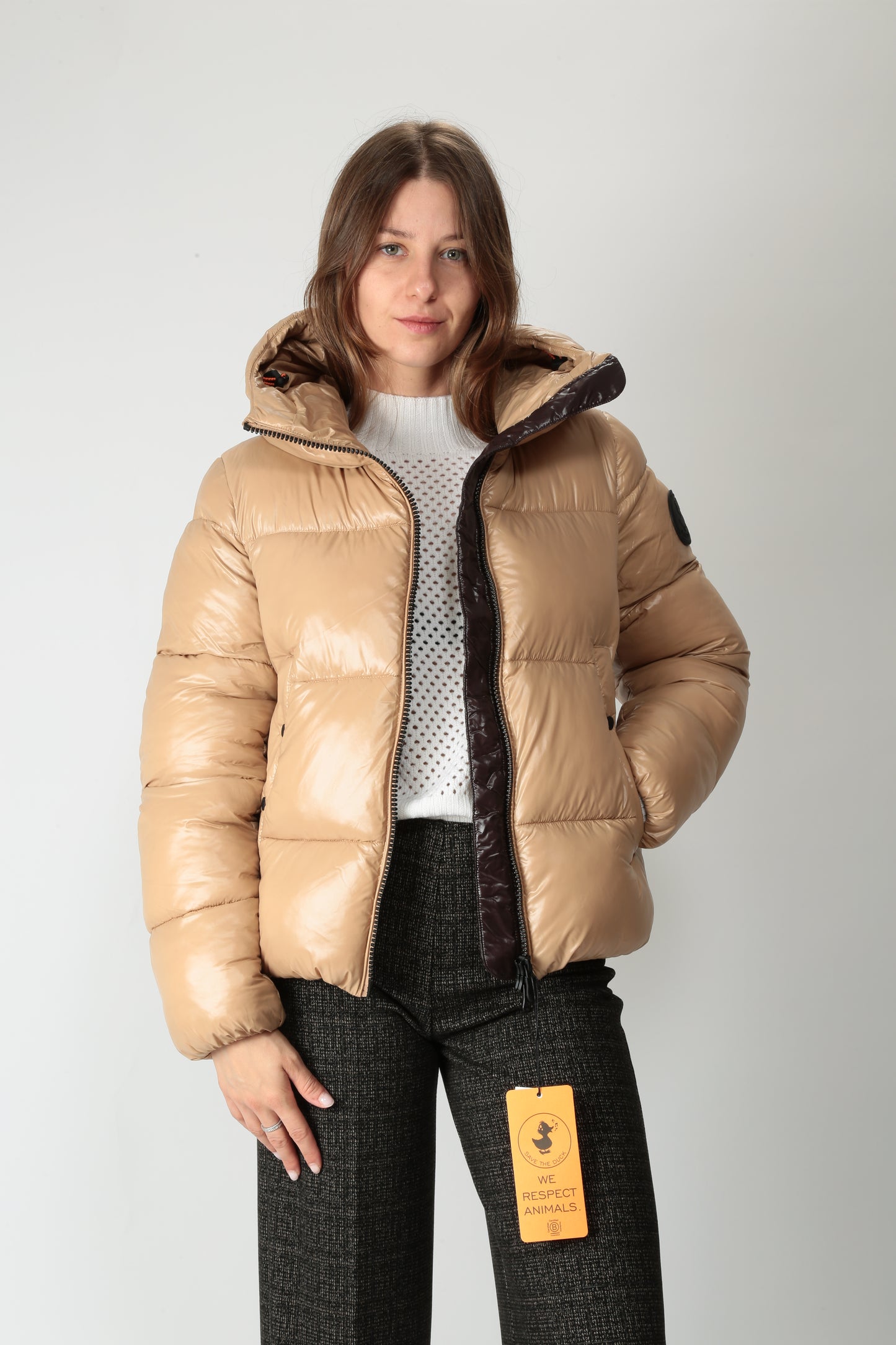 https://admin.shopify.com/store/gulieshop/products/15609271320925#:~:text=https%3A//www.gulieshop.it%20%E2%80%BA%20products%20%E2%80%BA%20save%2Dthe%2Dduck%2Dpiumino%2Dcorto%2Dbiddy%2Dlove21%2Dd31898w%2D1