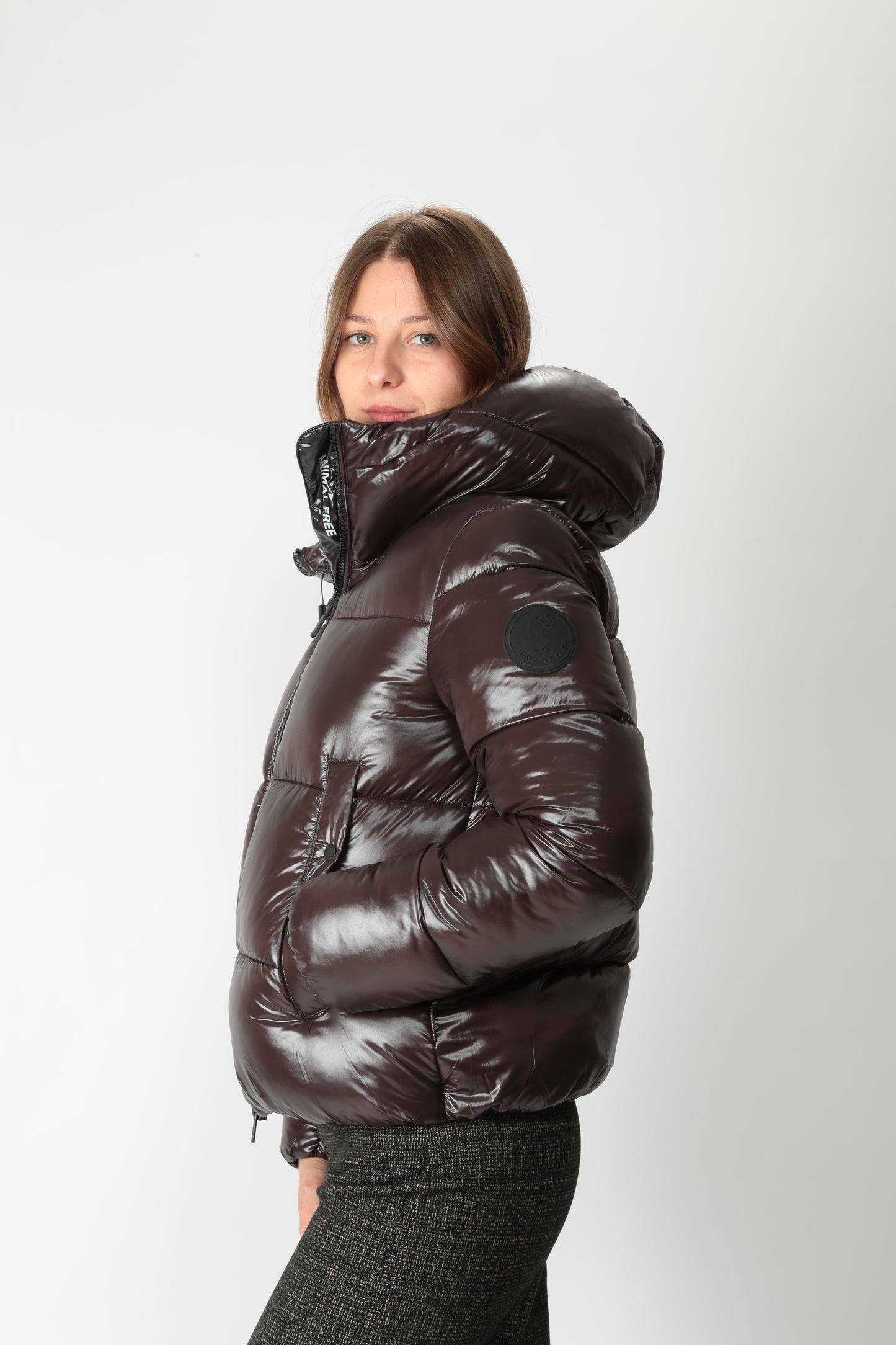 https://admin.shopify.com/store/gulieshop/products/15609270796637#:~:text=https%3A//www.gulieshop.it%20%E2%80%BA%20products%20%E2%80%BA%20save%2Dthe%2Dduck%2Dpiumino%2Dcorto%2Dbiddy%2Dlove21%2Dd31989w
