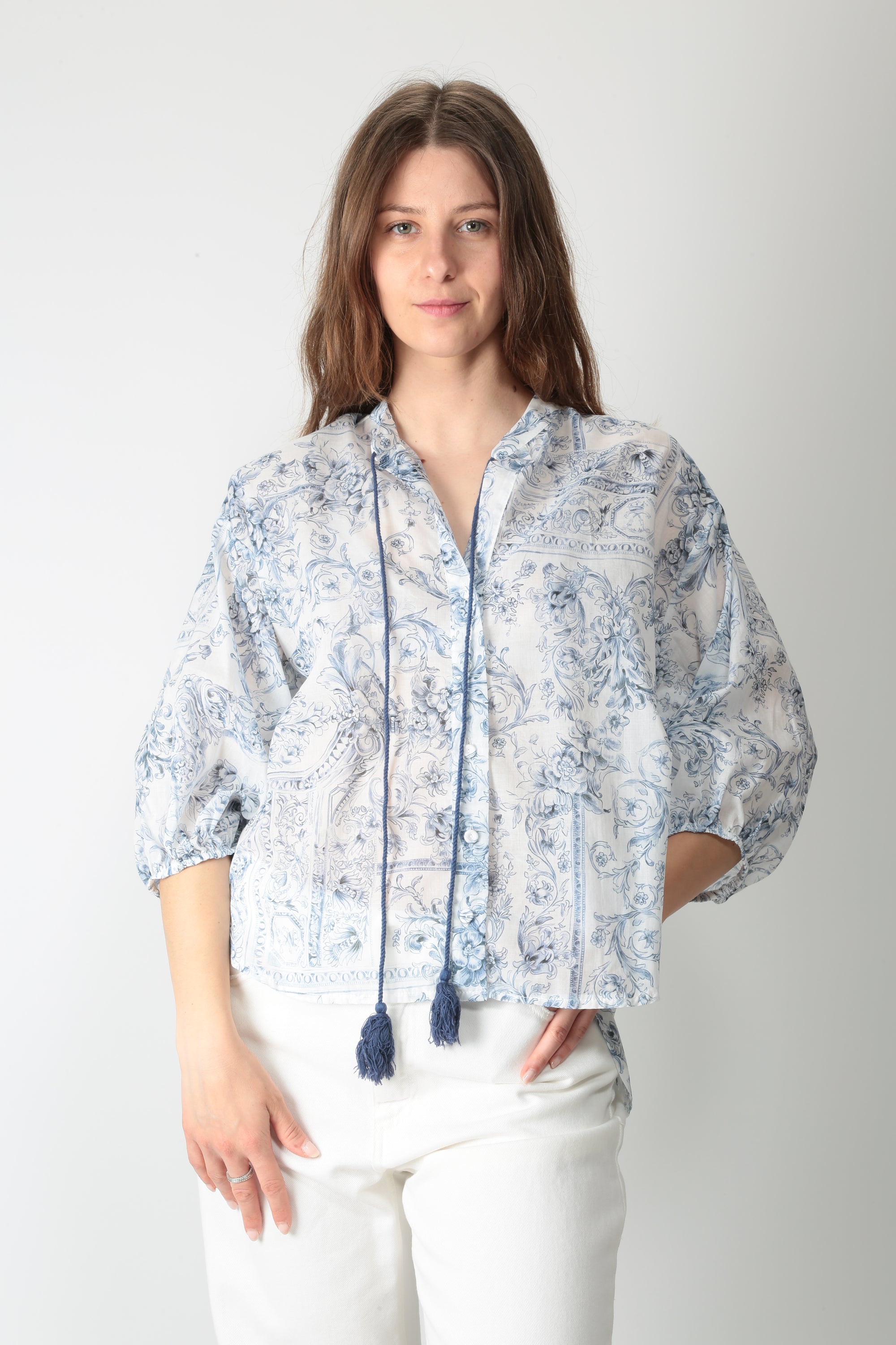 https://admin.shopify.com/store/gulieshop/products/16121607192925#:~:text=https%3A//www.gulieshop.it%20%E2%80%BA%20products%20%E2%80%BA%20tensione%2Din%2Dcamicia%2Dcon%2Dnappe%2Ds26cd09