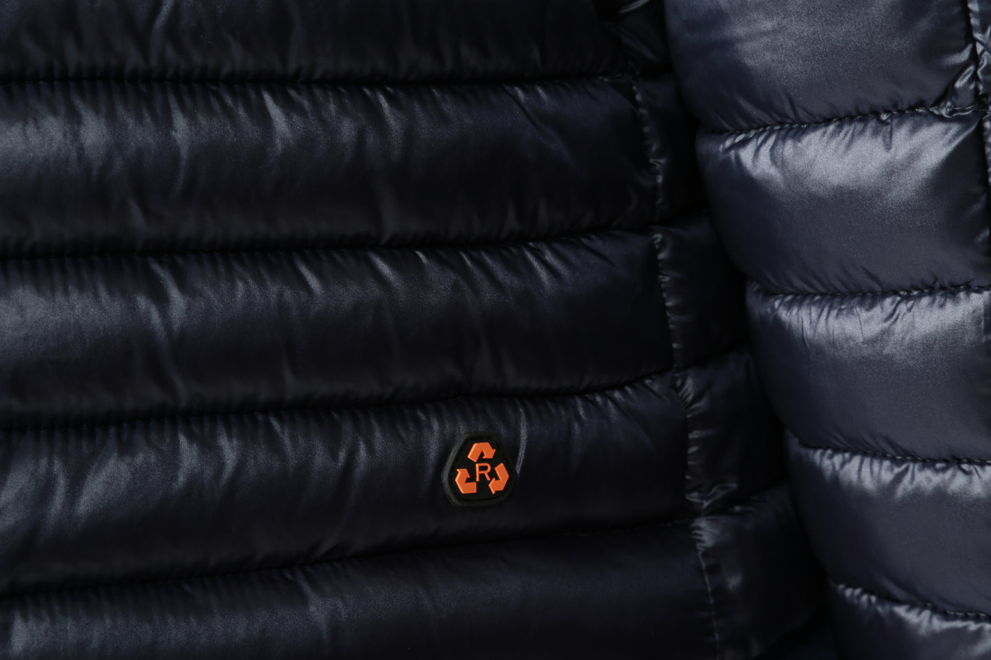 https://admin.shopify.com/store/gulieshop/products/15609271288157#:~:text=https%3A//www.gulieshop.it%20%E2%80%BA%20products%20%E2%80%BA%20save%2Dthe%2Dduck%2Dpiumino%2Dcorto%2Dbabe%2Dlove21%2Dd32447w