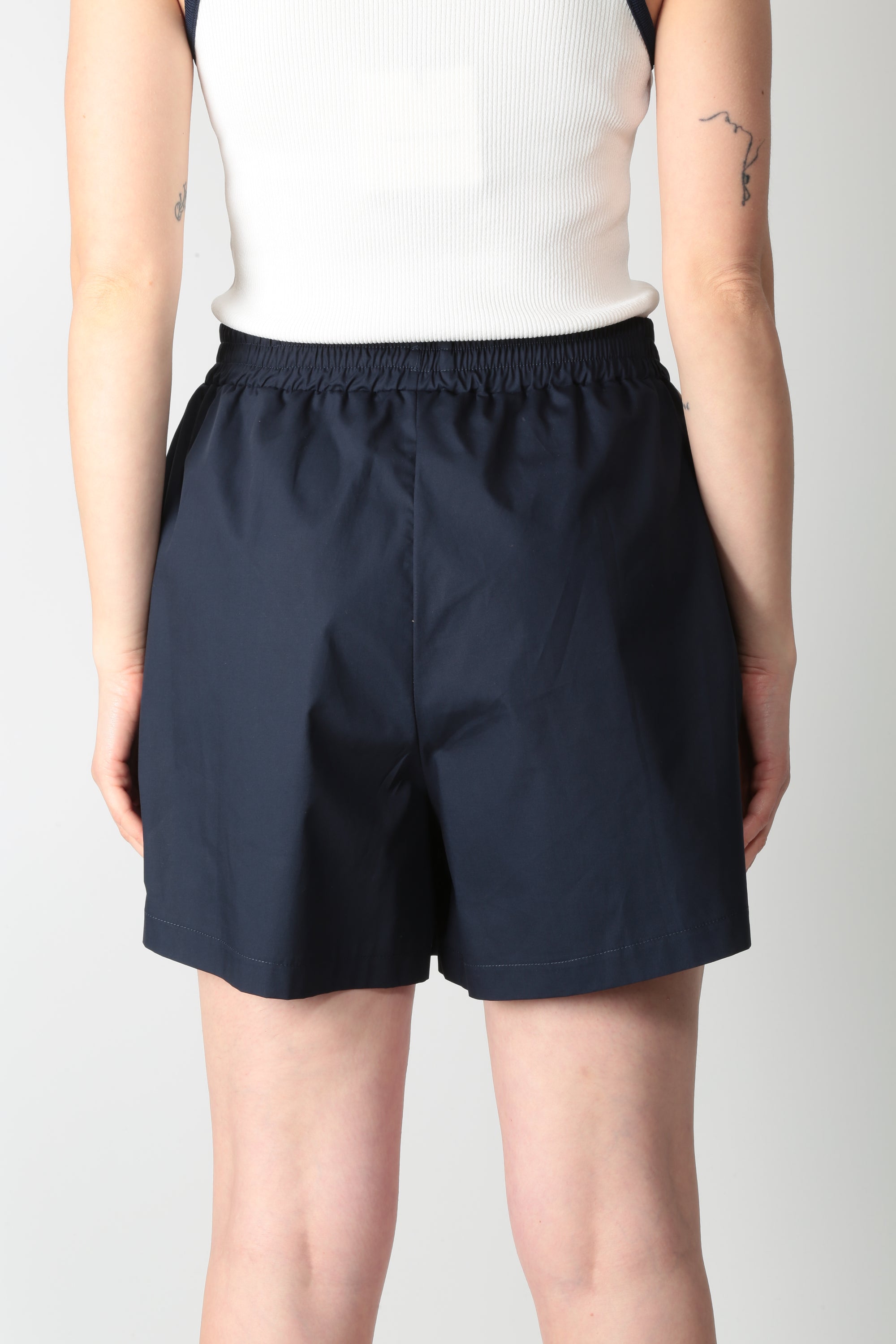 https://admin.shopify.com/store/gulieshop/products/16121551454557#:~:text=https%3A//www.gulieshop.it%20%E2%80%BA%20products%20%E2%80%BA%20tensione%2Din%2Dshort%2Din%2Dcotone%2Dpe260136