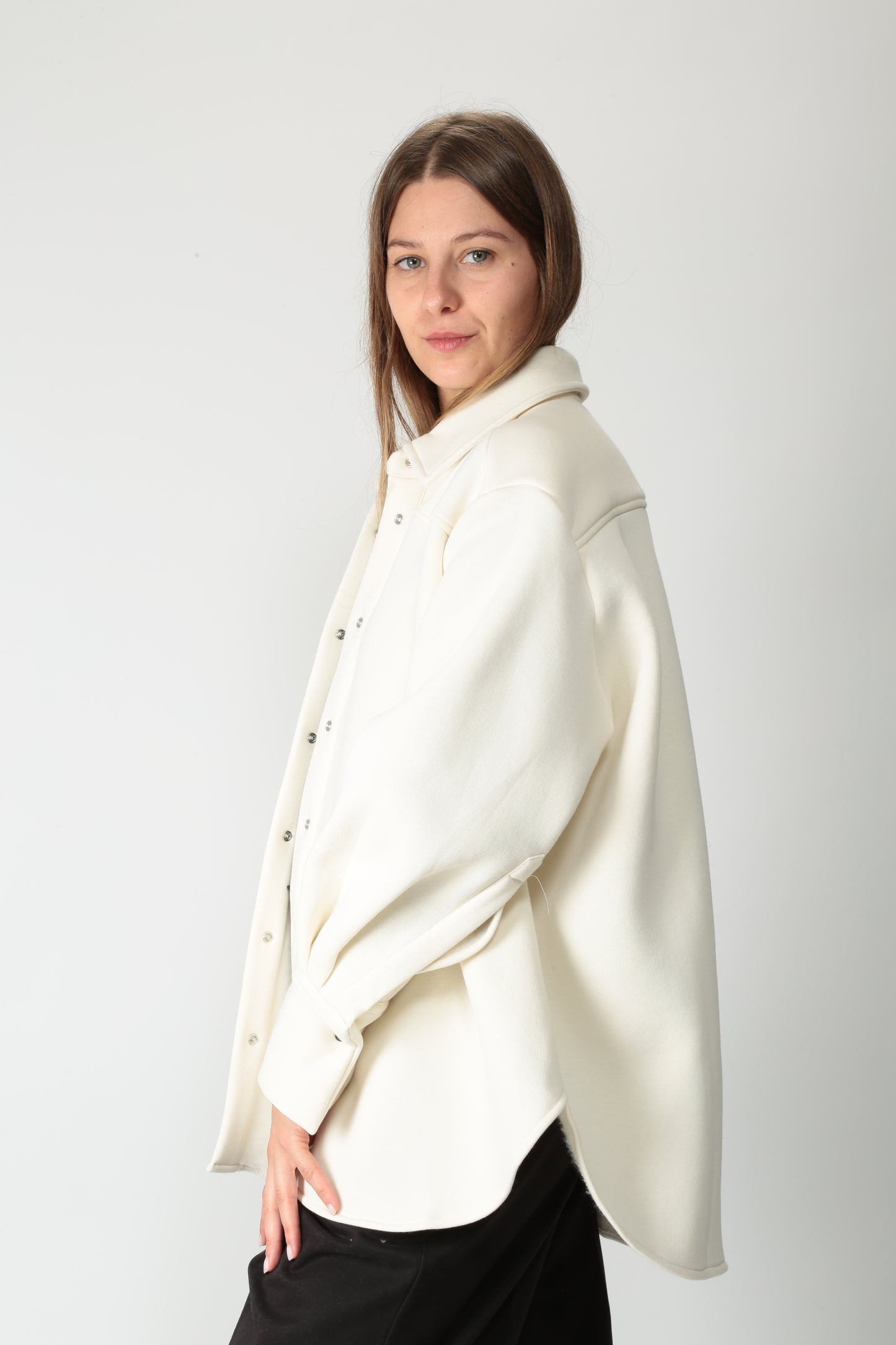 https://admin.shopify.com/store/gulieshop/products/15617497956701#:~:text=https%3A//www.gulieshop.it%20%E2%80%BA%20products%20%E2%80%BA%20the%2Dm%2Dgiacca%2Din%2Dfelpa%2Doversize%2Dhotel
