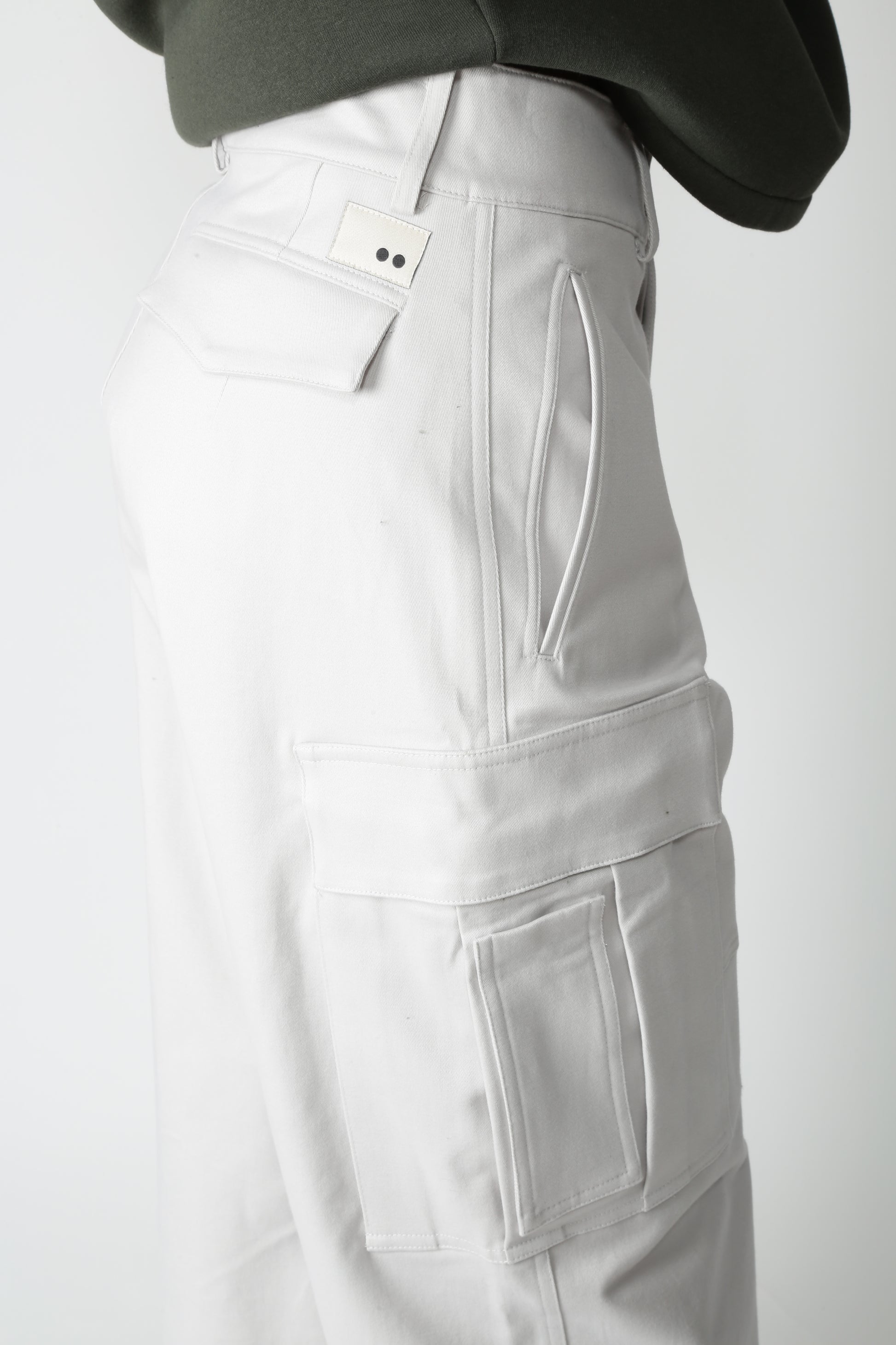 https://admin.shopify.com/store/gulieshop/products/15617498480989#:~:text=https%3A//www.gulieshop.it%20%E2%80%BA%20products%20%E2%80%BA%20the%2Dm%2Dpantalone%2Dcargo%2Dtiberia
