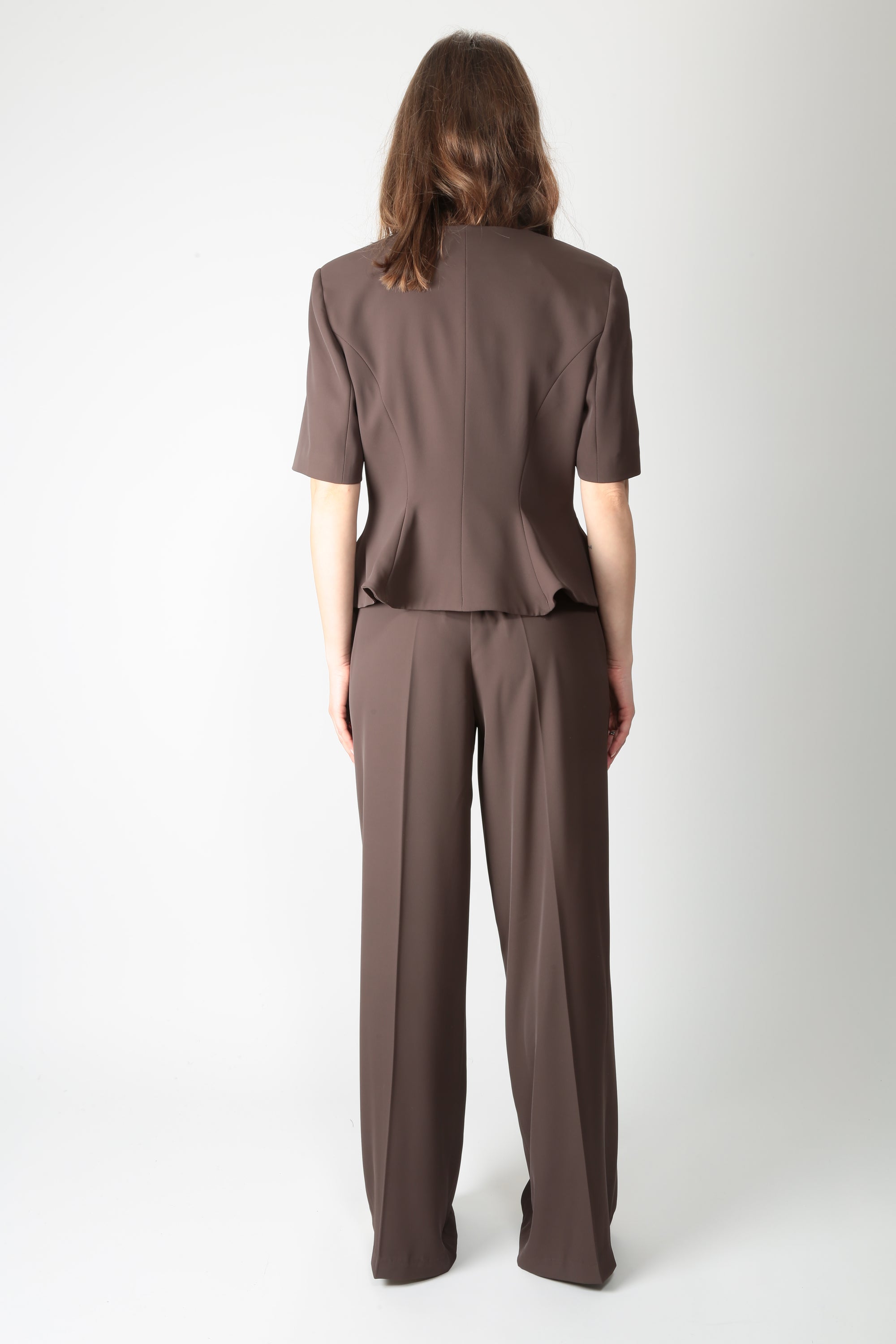 https://admin.shopify.com/store/gulieshop/products/16121607389533#:~:text=https%3A//www.gulieshop.it%20%E2%80%BA%20products%20%E2%80%BA%20tensione%2Din%2Dtailleur%2D26c4793