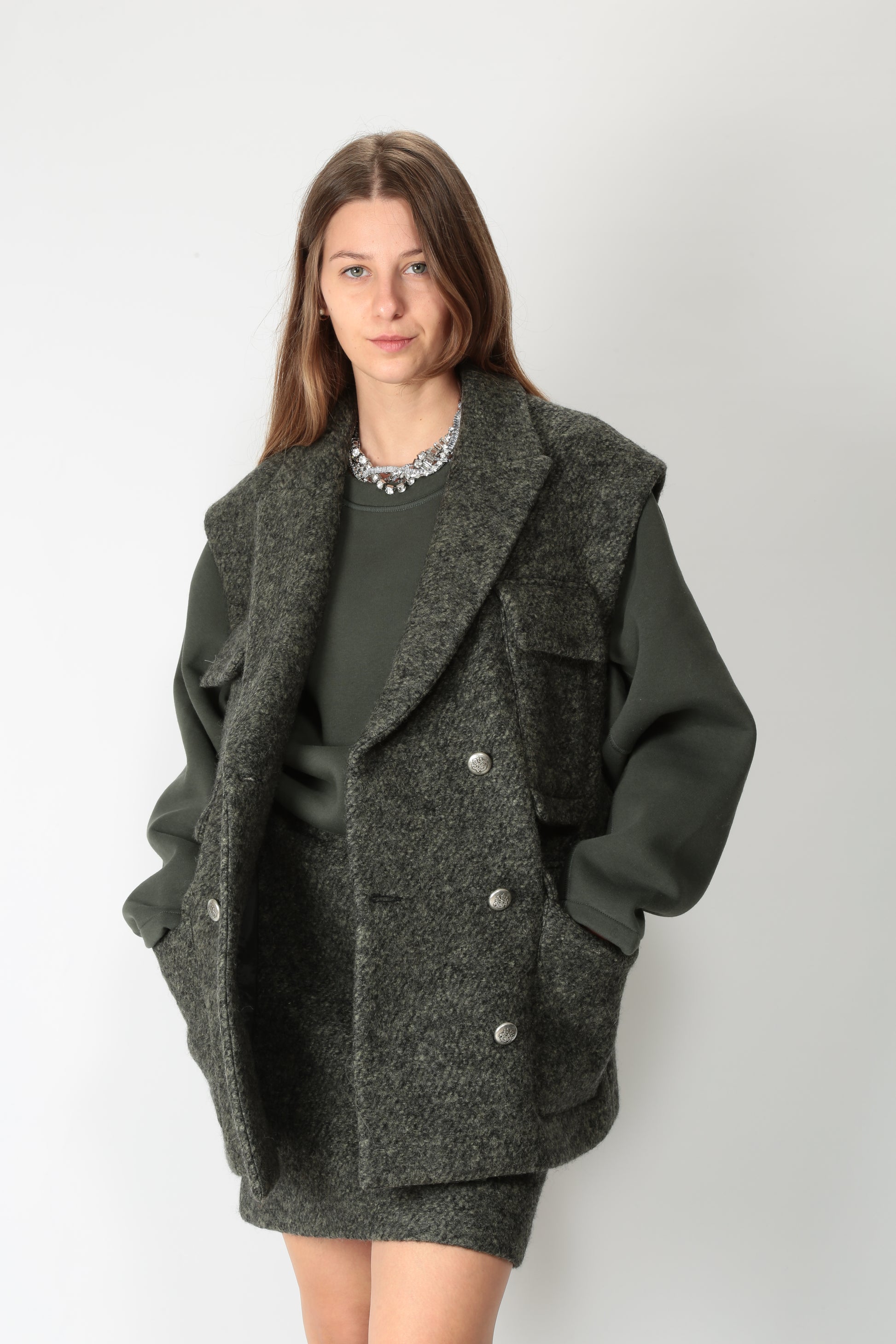 https://admin.shopify.com/store/gulieshop/products/15617498087773#:~:text=https%3A//www.gulieshop.it%20%E2%80%BA%20products%20%E2%80%BA%20the%2Dm%2Dgonna%2Din%2Dpanno%2Ddi%2Dlana%2Dguya
