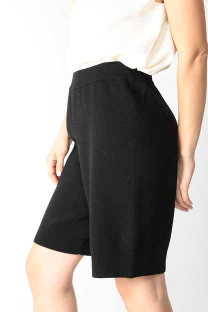 https://admin.shopify.com/store/gulieshop/products/15633572692317#:~:text=https%3A//www.gulieshop.it%20%E2%80%BA%20products%20%E2%80%BA%20jei%2Do%2Dshort%2Din%2Dlana%2D4535