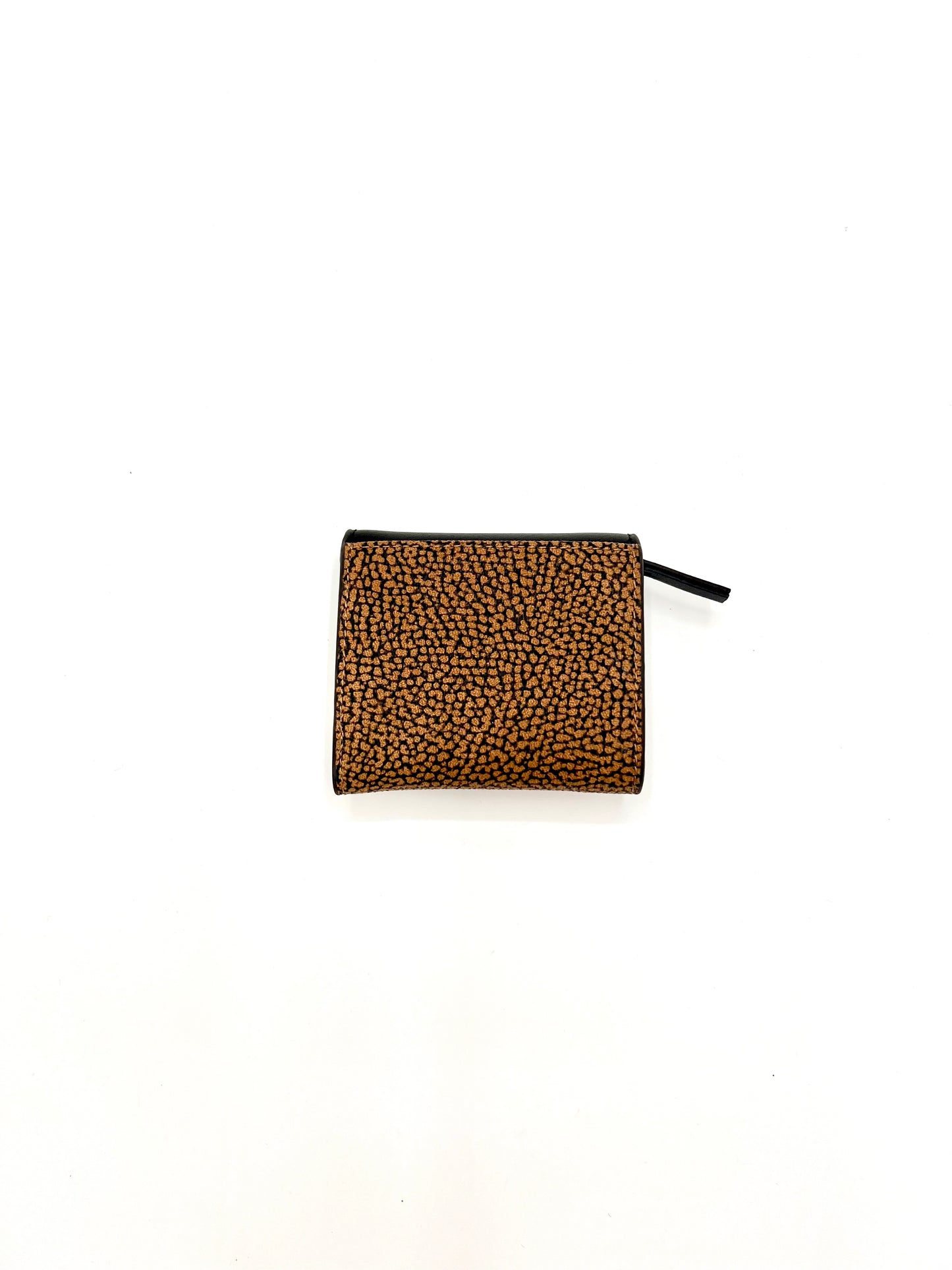 https://admin.shopify.com/store/gulieshop/products/15615157961053#:~:text=https%3A//www.gulieshop.it%20%E2%80%BA%20products%20%E2%80%BA%20borbonese%2Dportafoglio%2Dmini%2Din%2Dtela%2Dop%2D91020035221