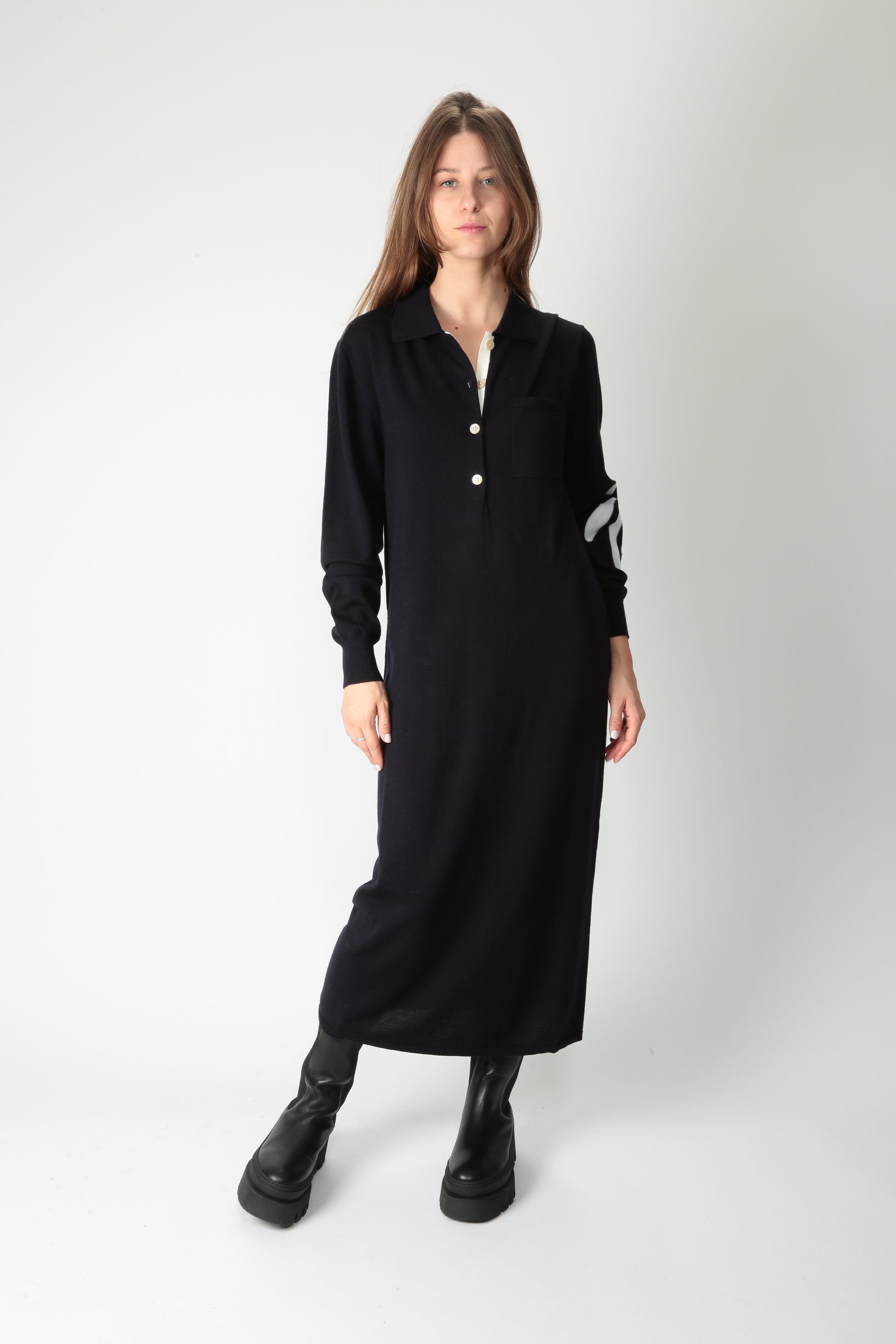 https://admin.shopify.com/store/gulieshop/products/15645210313053#:~:text=https%3A//www.gulieshop.it%20%E2%80%BA%20products%20%E2%80%BA%20beatrice%2Dabito%2Dlungo%2Din%2Dlana%2D25fa6585flo