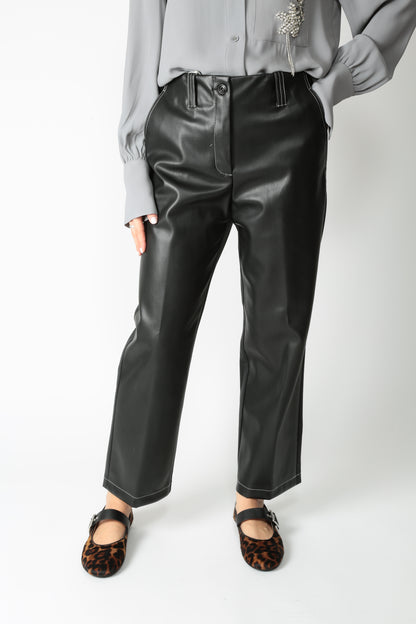 https://admin.shopify.com/store/gulieshop/products/15645192782173#:~:text=https%3A//www.gulieshop.it%20%E2%80%BA%20products%20%E2%80%BA%20beatrice%2Dpantalone%2Dpatchwork%2D25fa1092ro99mix