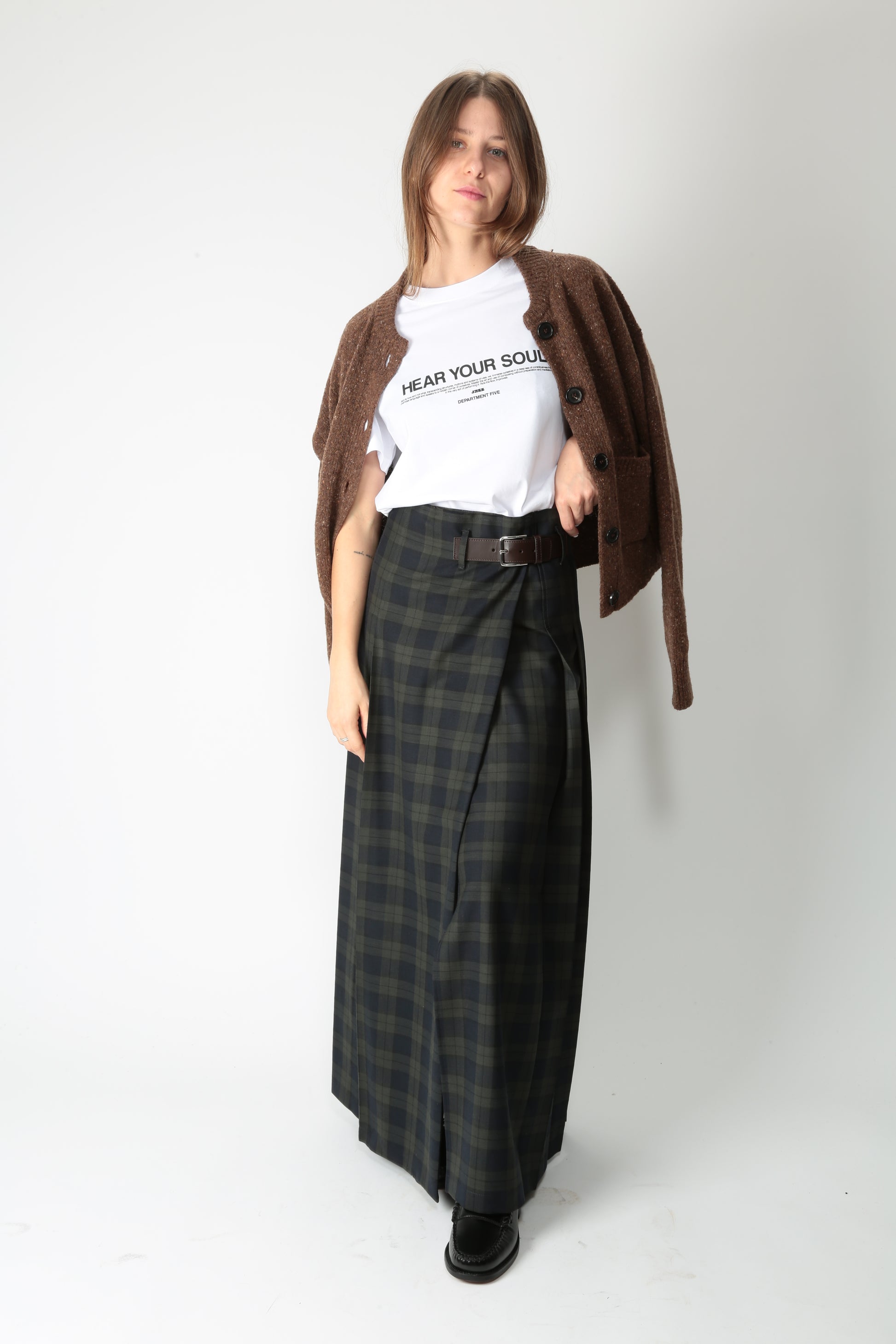https://admin.shopify.com/store/gulieshop/products/15647677841757#:~:text=https%3A//www.gulieshop.it%20%E2%80%BA%20products%20%E2%80%BA%20department%2D5%2Dgonna%2Dlunga%2Dkilt%2Dgilles%2Ddg04851m2ts0195