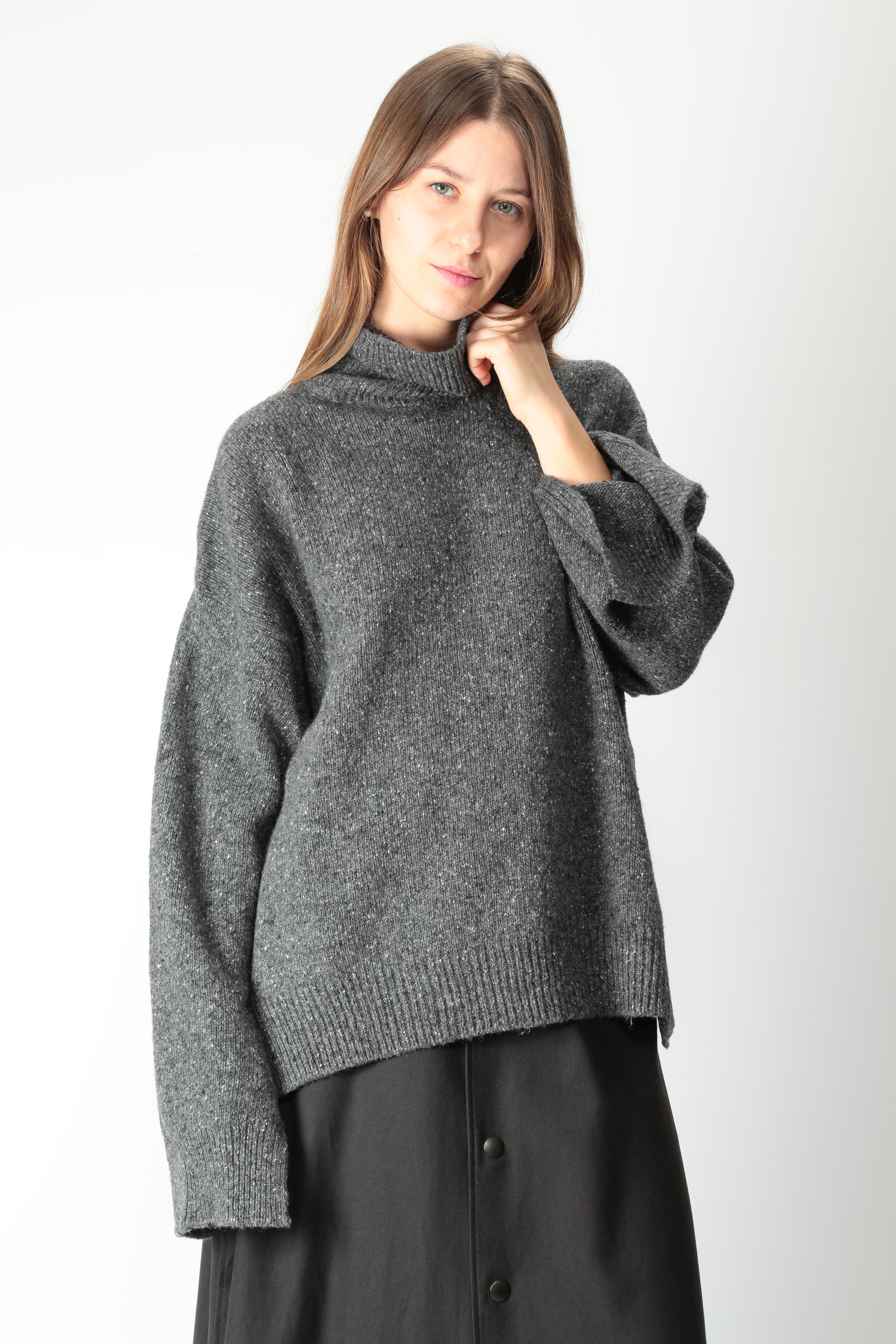 https://admin.shopify.com/store/gulieshop/products/15647677940061#:~:text=https%3A//www.gulieshop.it%20%E2%80%BA%20products%20%E2%80%BA%20department%2D5%2Dmaglia%2Ddolcevita%2Din%2Dmisto%2Dlana%2Dpeggy%2Ddm089051m2mf0071