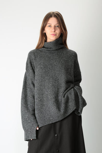 https://admin.shopify.com/store/gulieshop/products/15647677940061#:~:text=https%3A//www.gulieshop.it%20%E2%80%BA%20products%20%E2%80%BA%20department%2D5%2Dmaglia%2Ddolcevita%2Din%2Dmisto%2Dlana%2Dpeggy%2Ddm089051m2mf0071