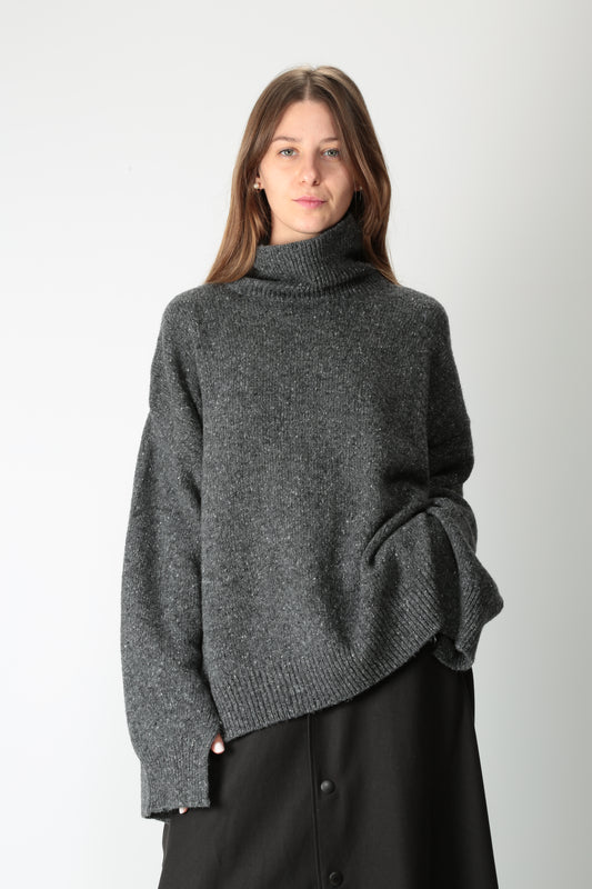 https://admin.shopify.com/store/gulieshop/products/15647677940061#:~:text=https%3A//www.gulieshop.it%20%E2%80%BA%20products%20%E2%80%BA%20department%2D5%2Dmaglia%2Ddolcevita%2Din%2Dmisto%2Dlana%2Dpeggy%2Ddm089051m2mf0071