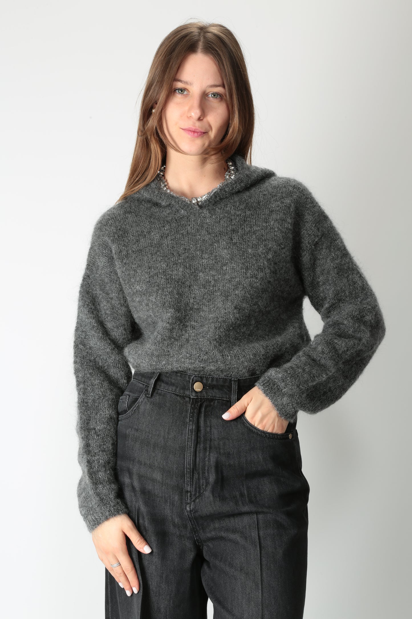 https://admin.shopify.com/store/gulieshop/products/15633562861917#:~:text=https%3A//www.gulieshop.it%20%E2%80%BA%20products%20%E2%80%BA%20s%2Dmaxmaramaglia%2Dtaglio%2Dfelpa%2Din%2Dmisto%2Dmohair%2Dattuale%2D1