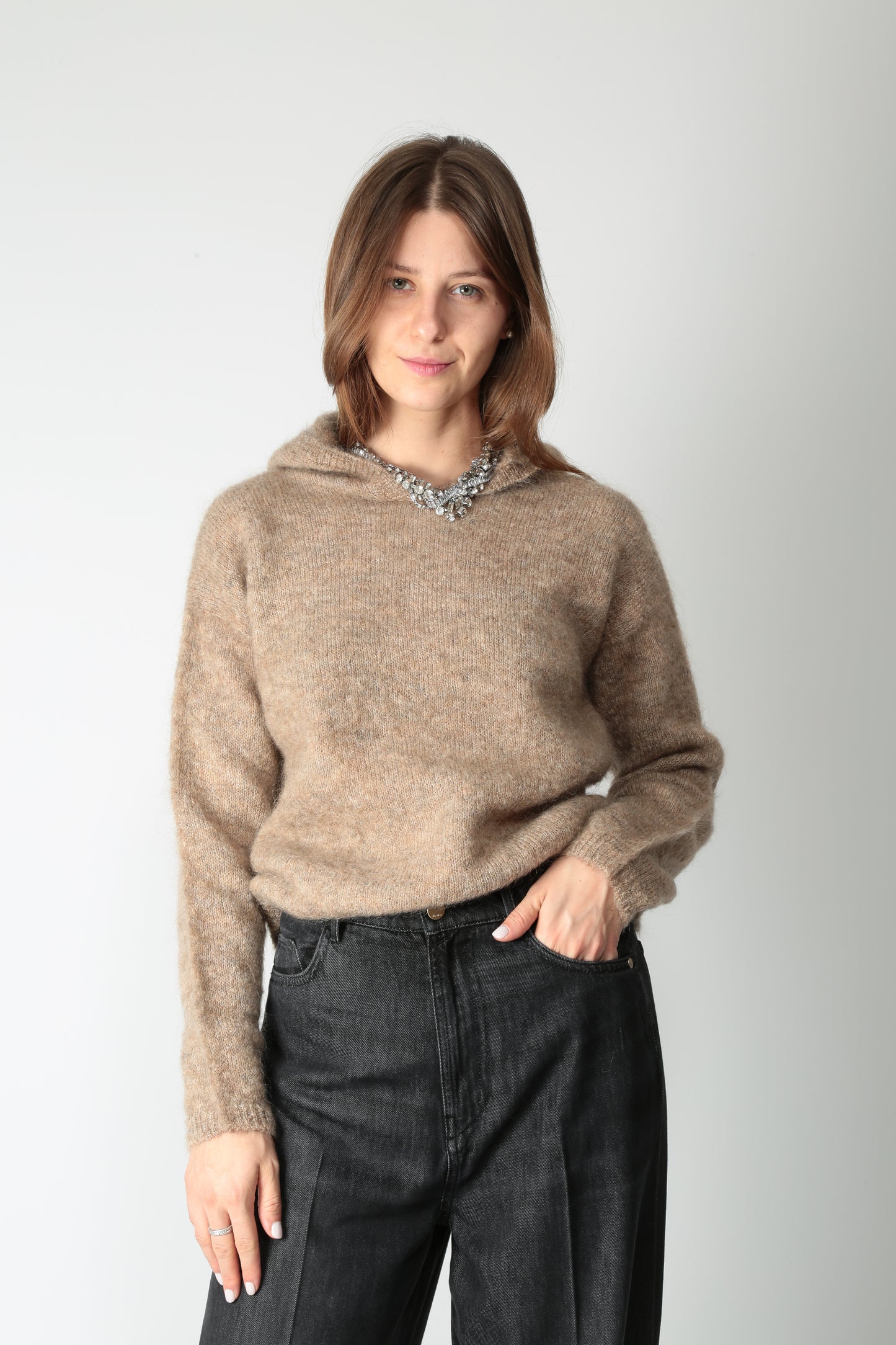 https://admin.shopify.com/store/gulieshop/products/15633562796381#:~:text=https%3A//www.gulieshop.it%20%E2%80%BA%20products%20%E2%80%BA%20s%2Dmaxmaramaglia%2Dtaglio%2Dfelpa%2Din%2Dmisto%2Dmohair%2Dattuale