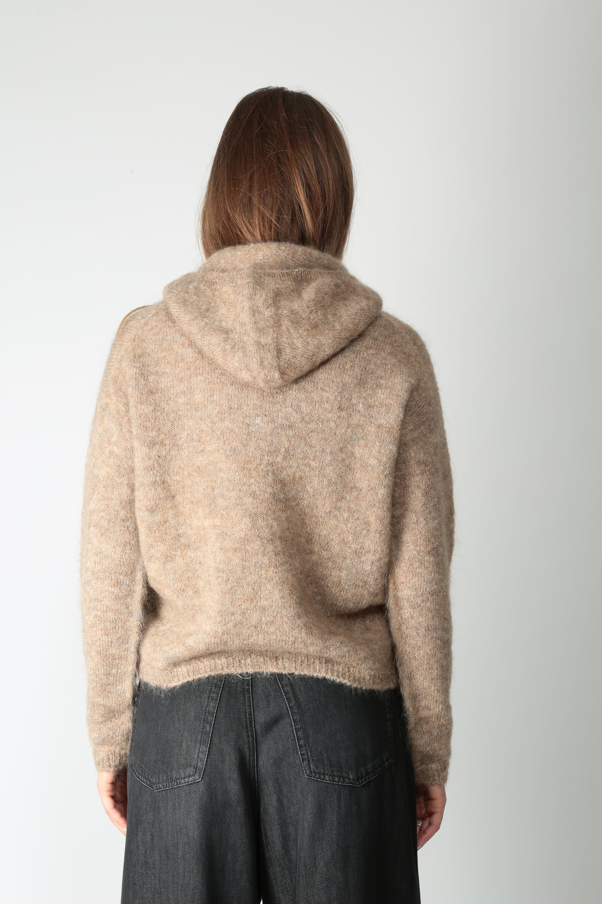 https://admin.shopify.com/store/gulieshop/products/15633562796381#:~:text=https%3A//www.gulieshop.it%20%E2%80%BA%20products%20%E2%80%BA%20s%2Dmaxmaramaglia%2Dtaglio%2Dfelpa%2Din%2Dmisto%2Dmohair%2Dattuale