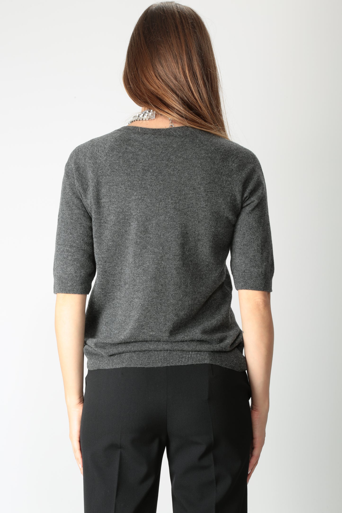 https://admin.shopify.com/store/gulieshop/products/15633558110557#:~:text=https%3A//www.gulieshop.it%20%E2%80%BA%20products%20%E2%80%BA%20maxmara%2Dmm%2Dmaglia%2Din%2Dfilo%2Dlana%2De%2Dcachemire%2Dyen