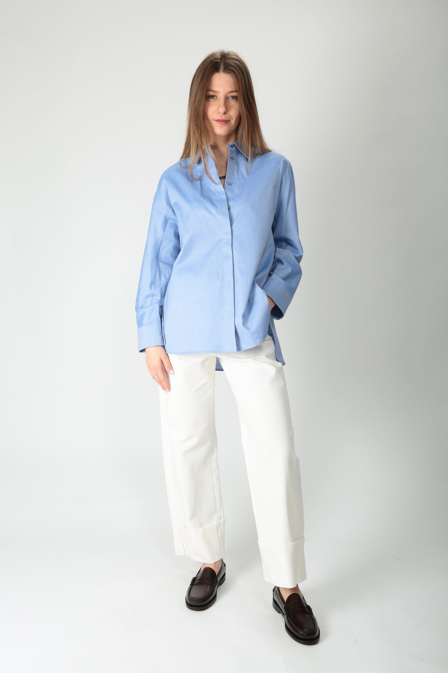 https://admin.shopify.com/store/gulieshop/products/15036213789021#:~:text=https%3A//www.gulieshop.it%20%E2%80%BA%20products%20%E2%80%BA%20s%2Dmaxmara%2Dcamicia%2Din%2Dcotone%2Dsvasata%2Dconero%2D1