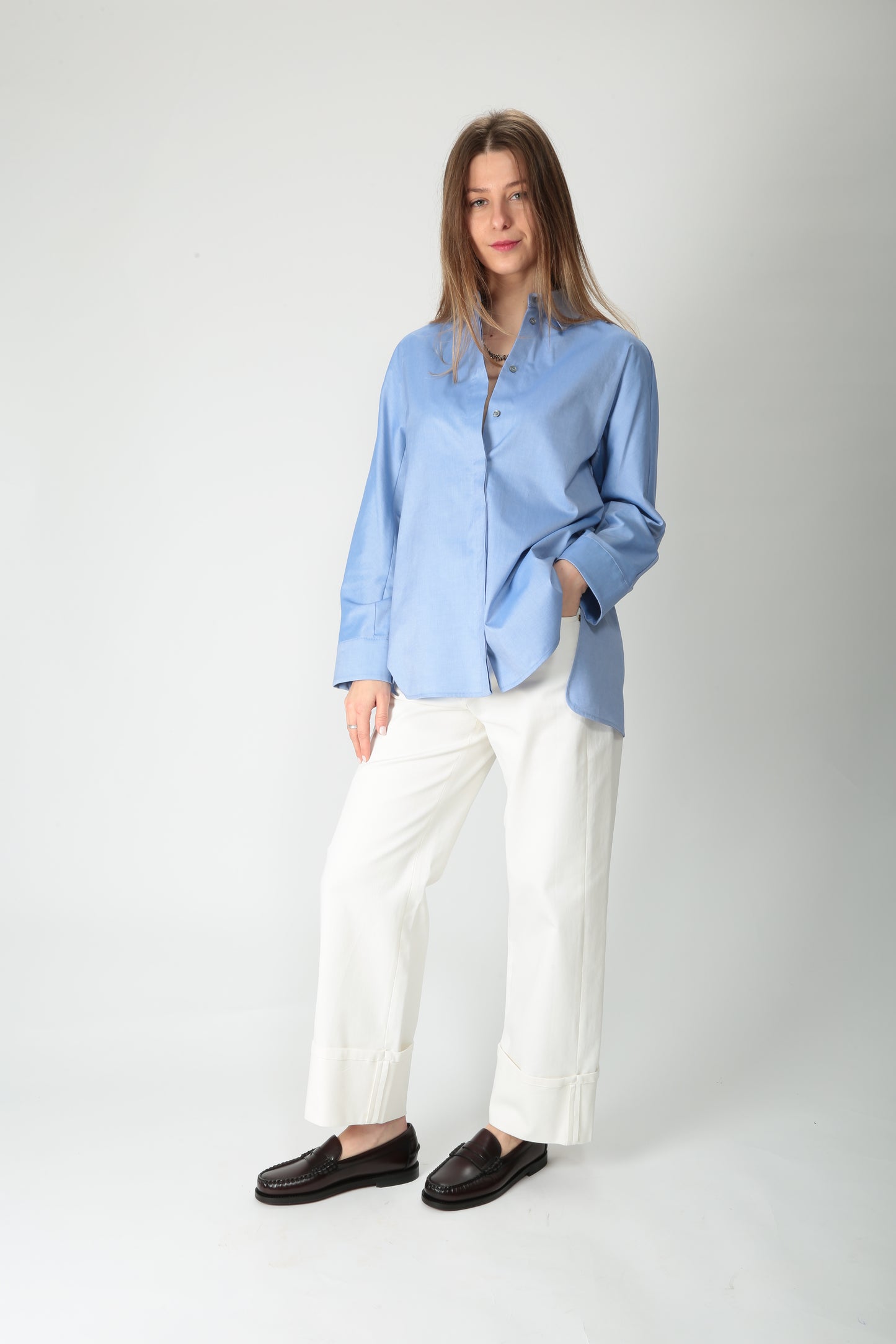 https://admin.shopify.com/store/gulieshop/products/15036213789021#:~:text=https%3A//www.gulieshop.it%20%E2%80%BA%20products%20%E2%80%BA%20s%2Dmaxmara%2Dcamicia%2Din%2Dcotone%2Dsvasata%2Dconero%2D1