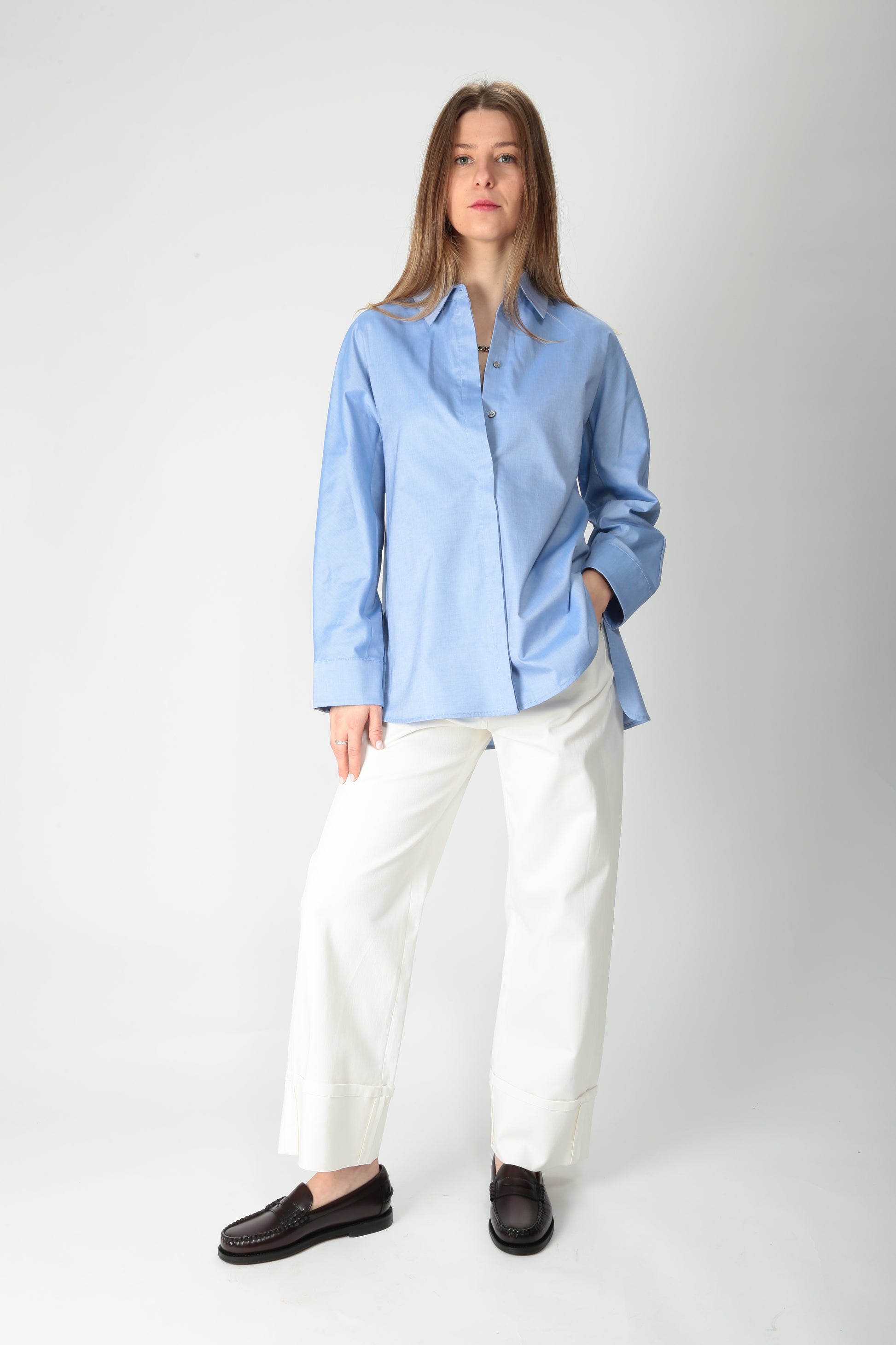 https://admin.shopify.com/store/gulieshop/products/15036213789021#:~:text=https%3A//www.gulieshop.it%20%E2%80%BA%20products%20%E2%80%BA%20s%2Dmaxmara%2Dcamicia%2Din%2Dcotone%2Dsvasata%2Dconero%2D1