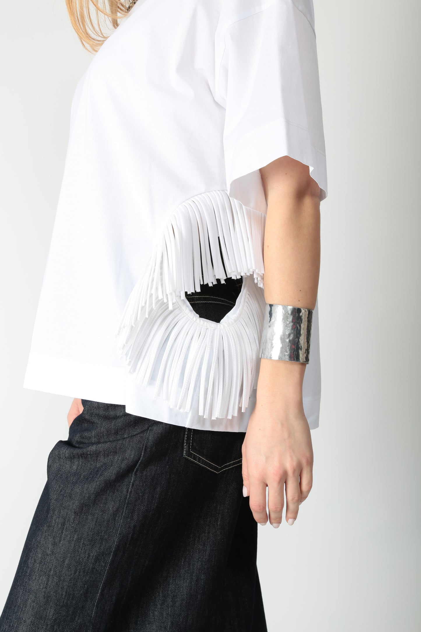 https://admin.shopify.com/store/gulieshop/products/15034969194845#:~:text=https%3A//www.gulieshop.it%20%E2%80%BA%20products%20%E2%80%BA%20meimeij%2Dt%2Dshirt%2Dcon%2Doblo%2Dm5px06%2D1