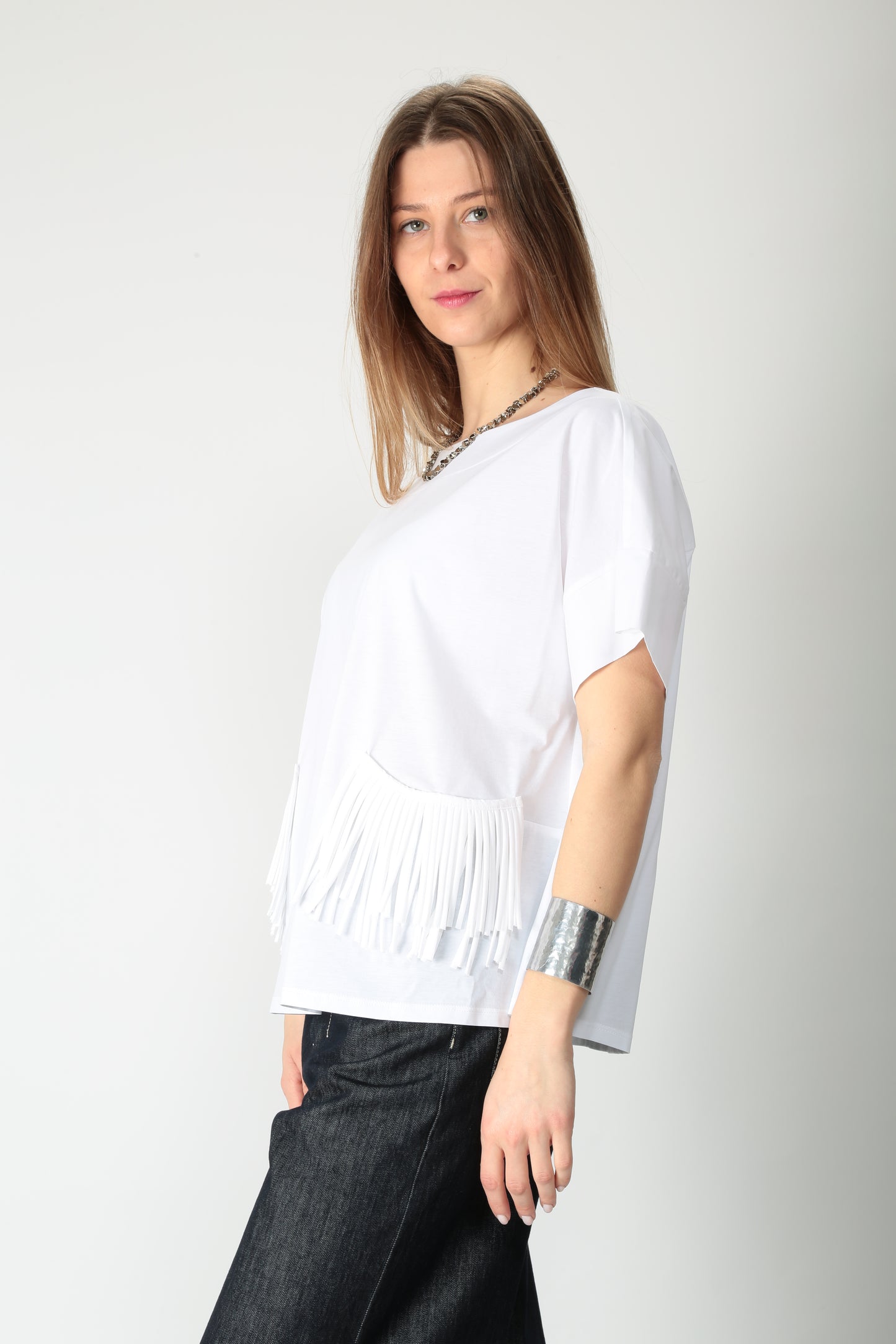 https://admin.shopify.com/store/gulieshop/products/15034969129309#:~:text=https%3A//www.gulieshop.it%20%E2%80%BA%20products%20%E2%80%BA%20meimeij%2Dt%2Dshirt%2Dcon%2Dapplicazione%2Dm5px07%2D1
