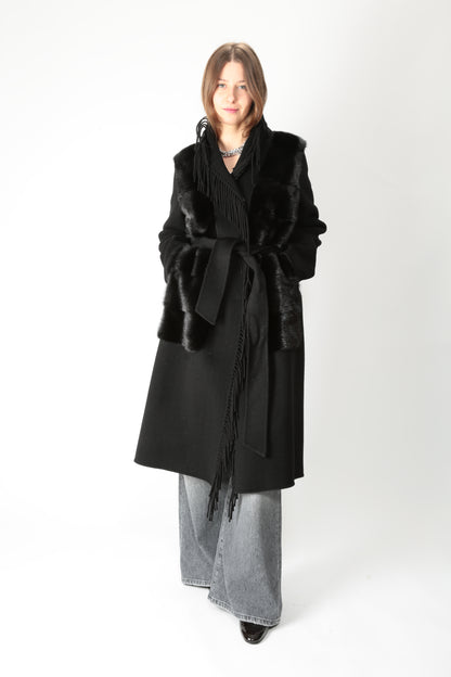 https://admin.shopify.com/store/gulieshop/products/15663943188829#:~:text=https%3A//www.gulieshop.it%20%E2%80%BA%20products%20%E2%80%BA%20violanti%2Dcappotto%2Dcon%2Dfangia%2Dvd438%2D5902