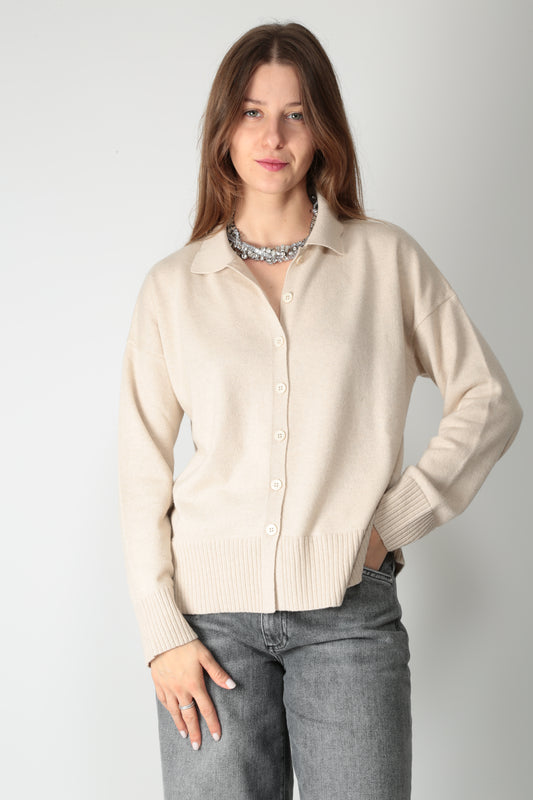 https://admin.shopify.com/store/gulieshop/products/15661853147485#:~:text=https%3A//www.gulieshop.it%20%E2%80%BA%20products%20%E2%80%BA%20kangra%2Dcardigan%2Din%2Dmisto%2Dlana%2D2581%2D35%2D39326