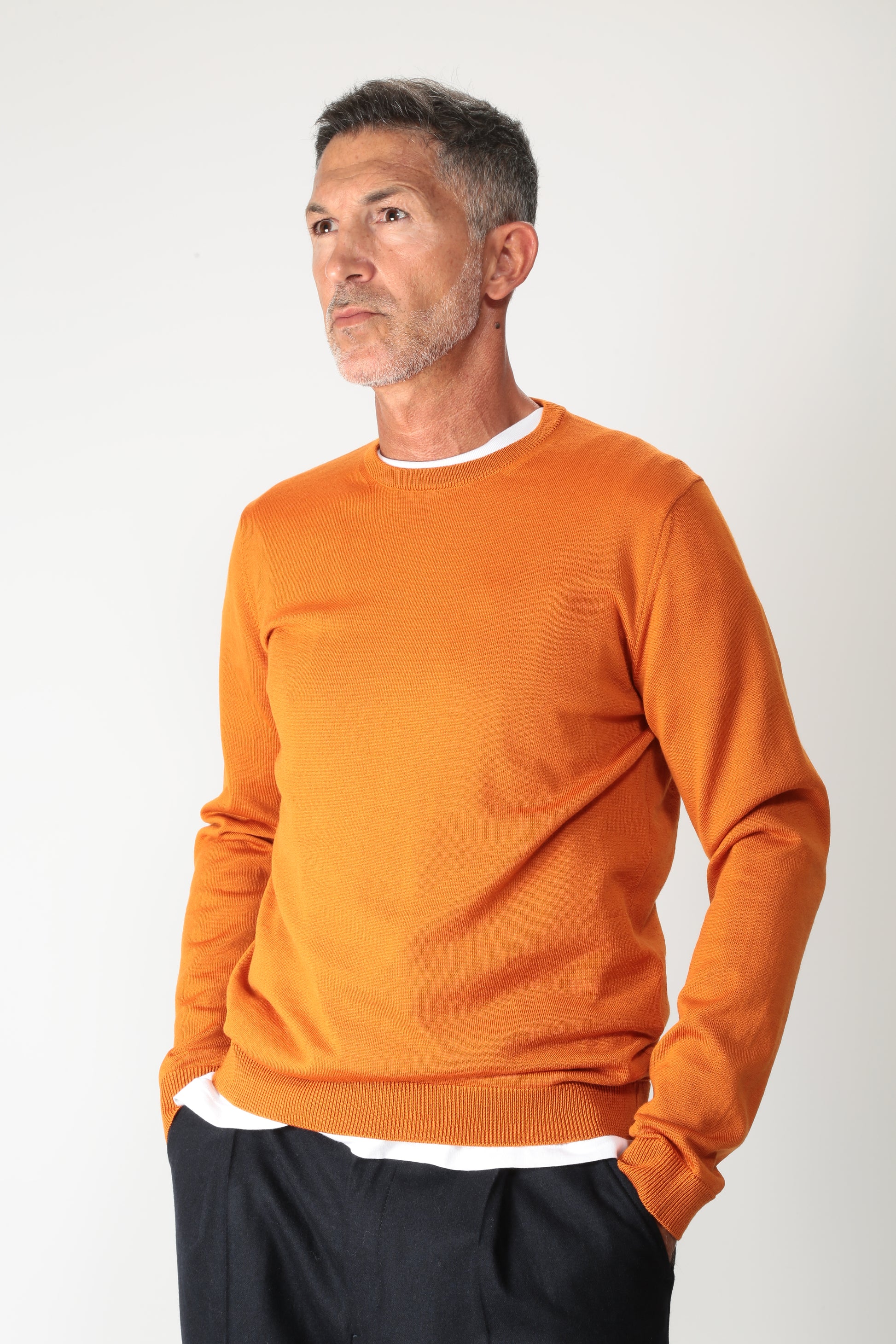 https://www.gulieshop.it › products › r-collina-maglia-scollo-a-v-253m01001