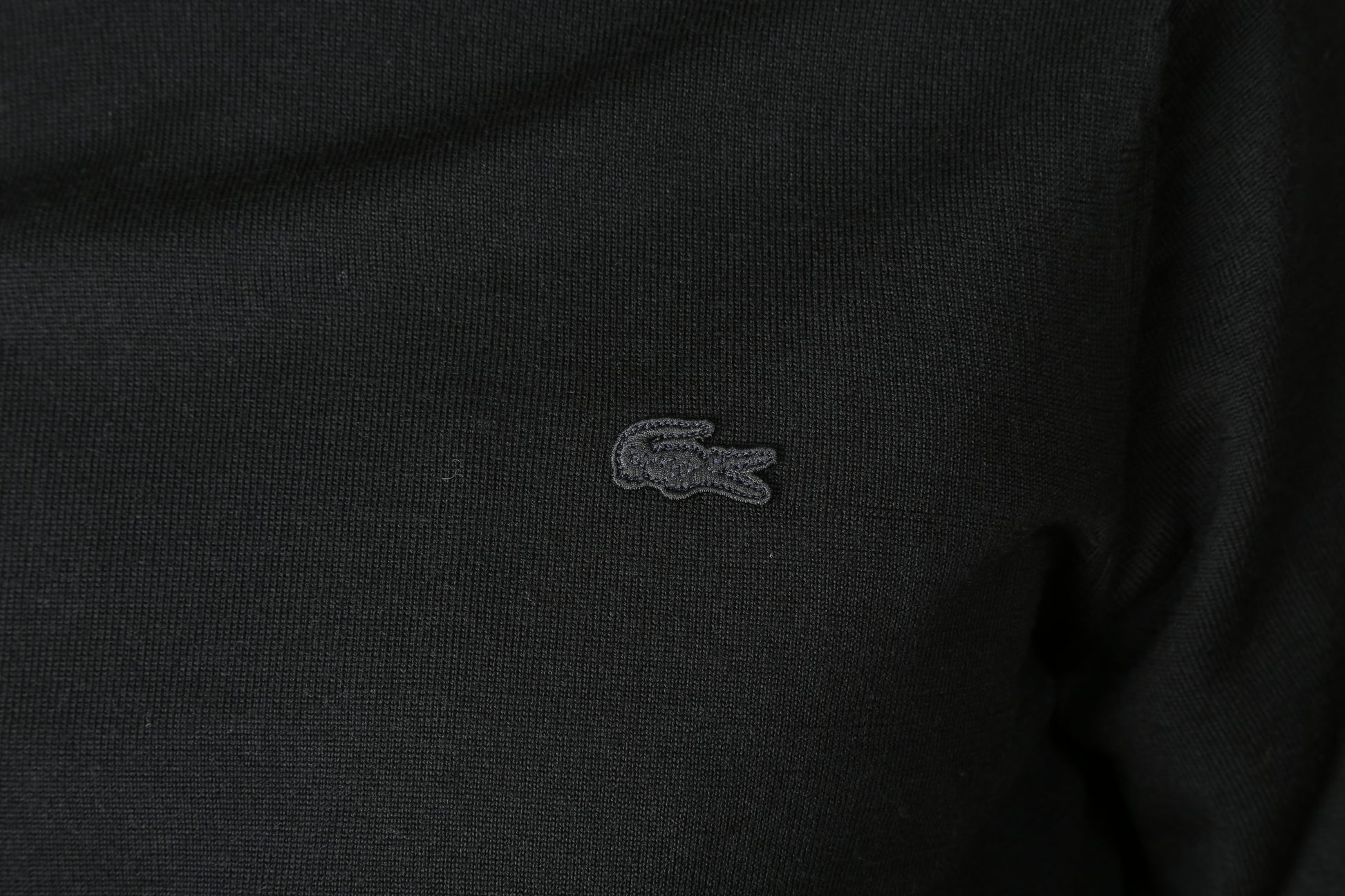 https://admin.shopify.com/store/gulieshop/products/15663953346909#:~:text=https%3A//www.gulieshop.it%20%E2%80%BA%20products%20%E2%80%BA%20lacoste%2Dmaglia%2Din%2Dlana%2Drasata%2Dah1969%2D4