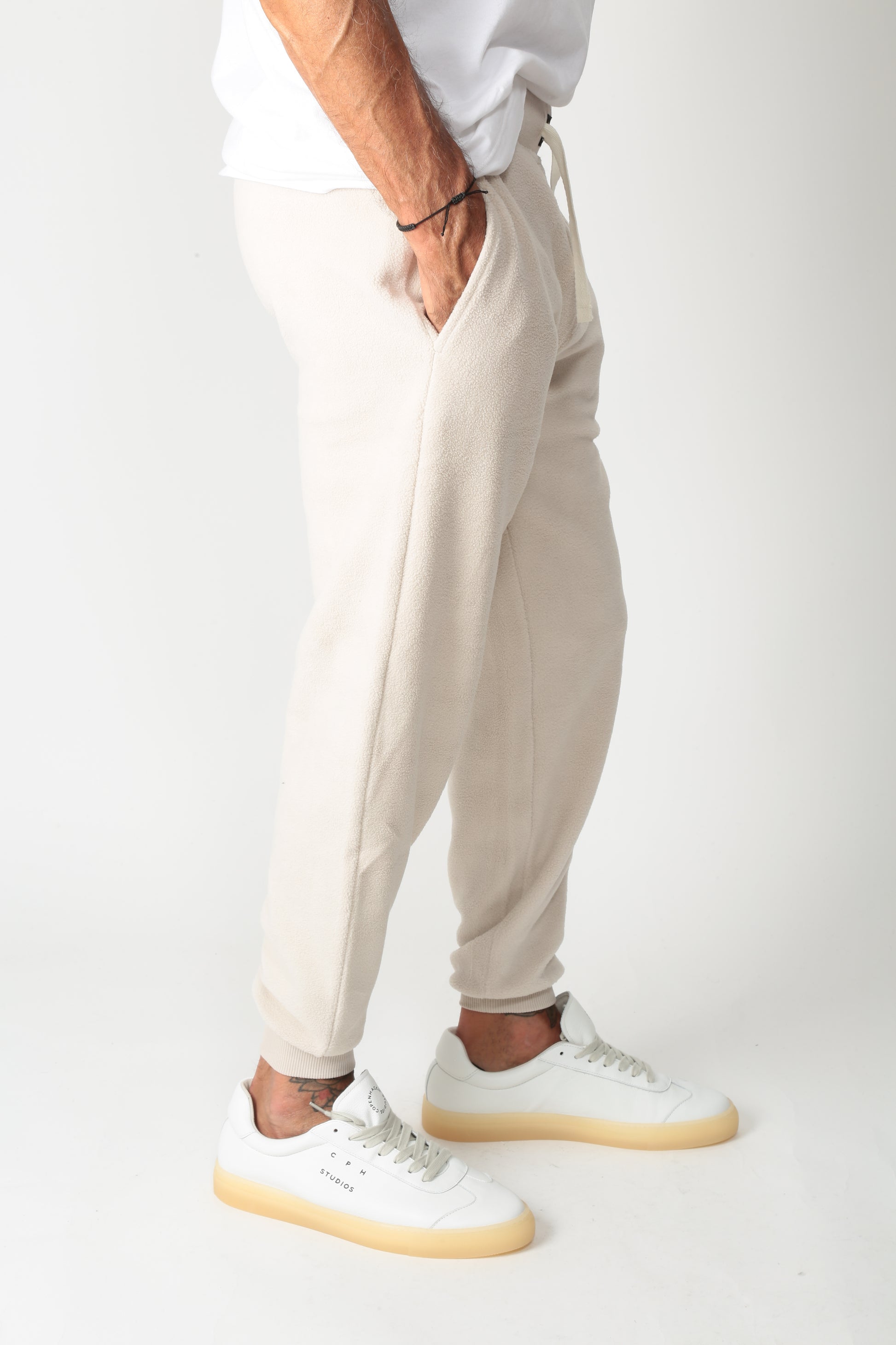https://admin.shopify.com/store/gulieshop/products/15610621329757#:~:text=https%3A//www.gulieshop.it%20%E2%80%BA%20products%20%E2%80%BA%20polo%2Dralph%2Dlauren%2Dpantalone%2Djogger%2Dsleep%2Dbottom%2D4