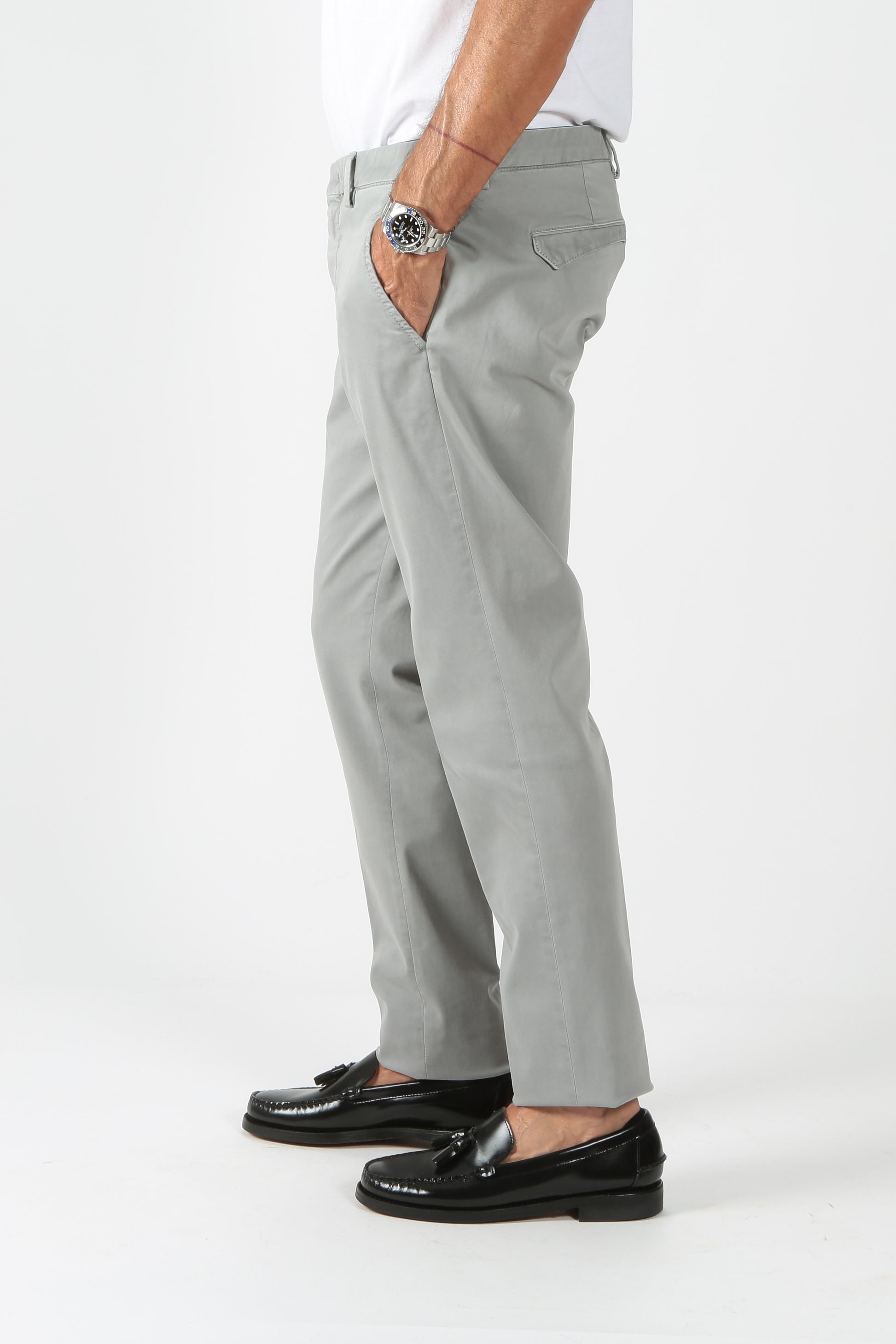 https://admin.shopify.com/store/gulieshop/products/8679906738525#:~:text=resi%20self%2Dservice-,PT%20Torino%20Pantalone%20Wonder%20COWTDDZ00SPE%20NK25Y230,-Contenuto%20multimediale%201