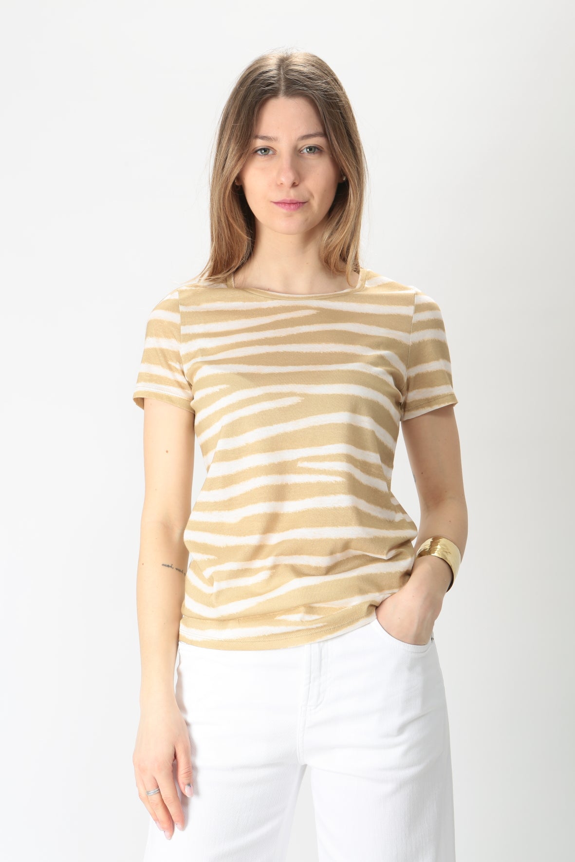 https://admin.shopify.com/store/gulieshop/products/9120836125021#:~:text=Invia-,Majestic%20T%2Dshirt%20a%20manica%20corta%20M393FTS108,-Contenuto%20multimediale%201